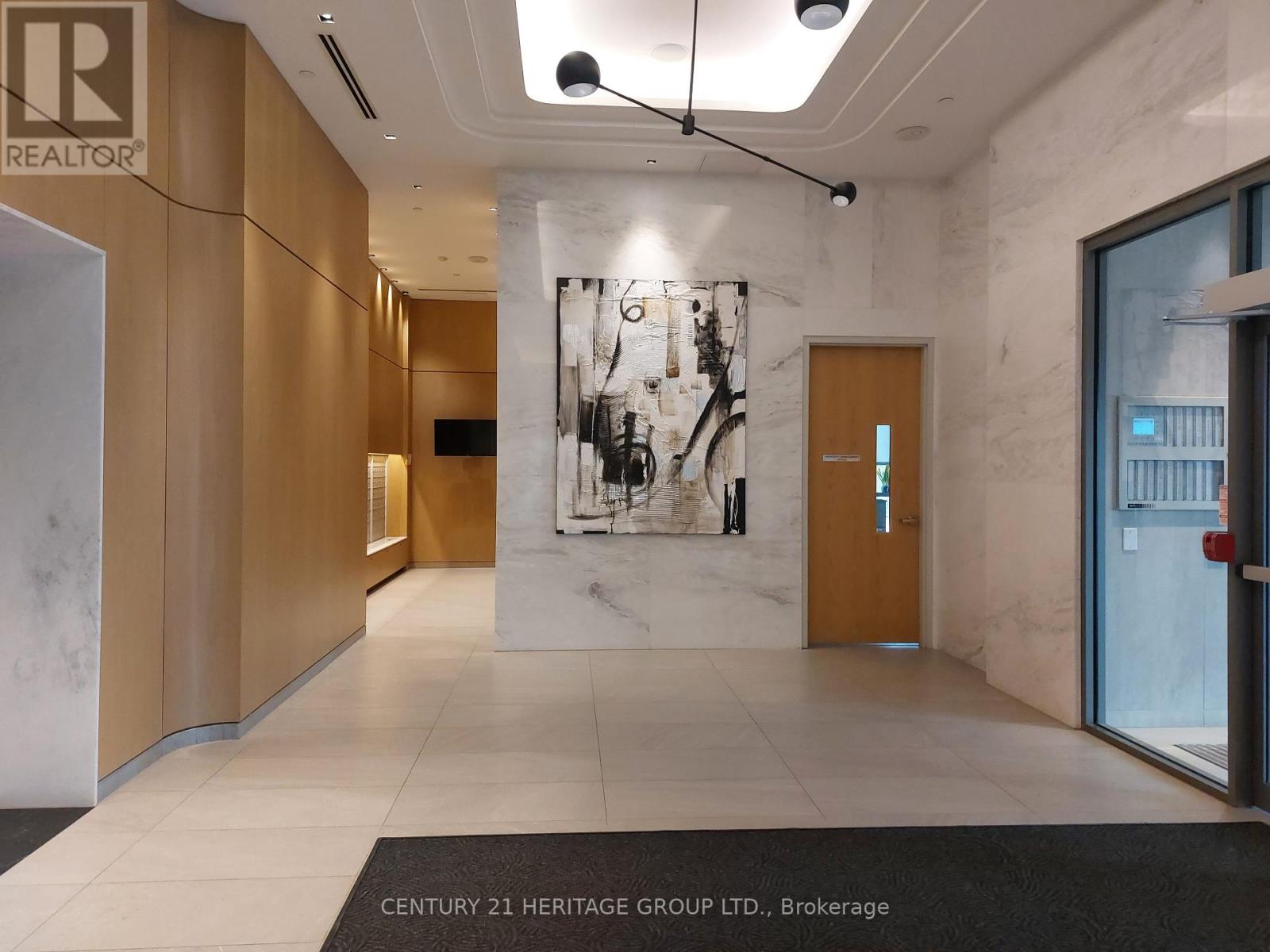 402 - 65 Annie Craig Drive, Toronto, Ontario  M8V 0G3 - Photo 3 - W12863832