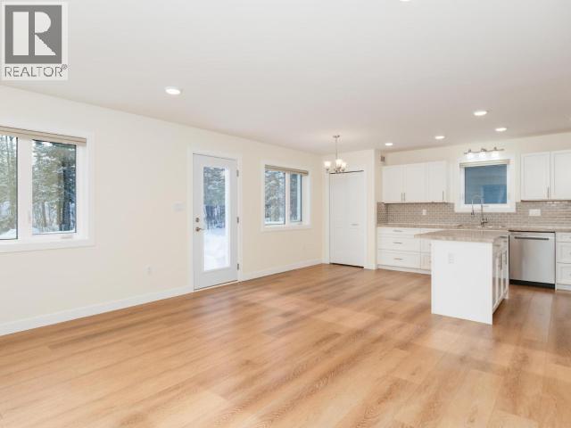 119 Spruce Street, Haines Junction, Yukon  Y0B 1L0 - Photo 5 - 17102