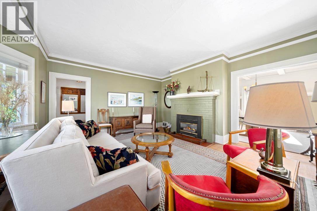 2038 W 46th Avenue, Vancouver, British Columbia  V6M 2K9 - Photo 8 - R3097703