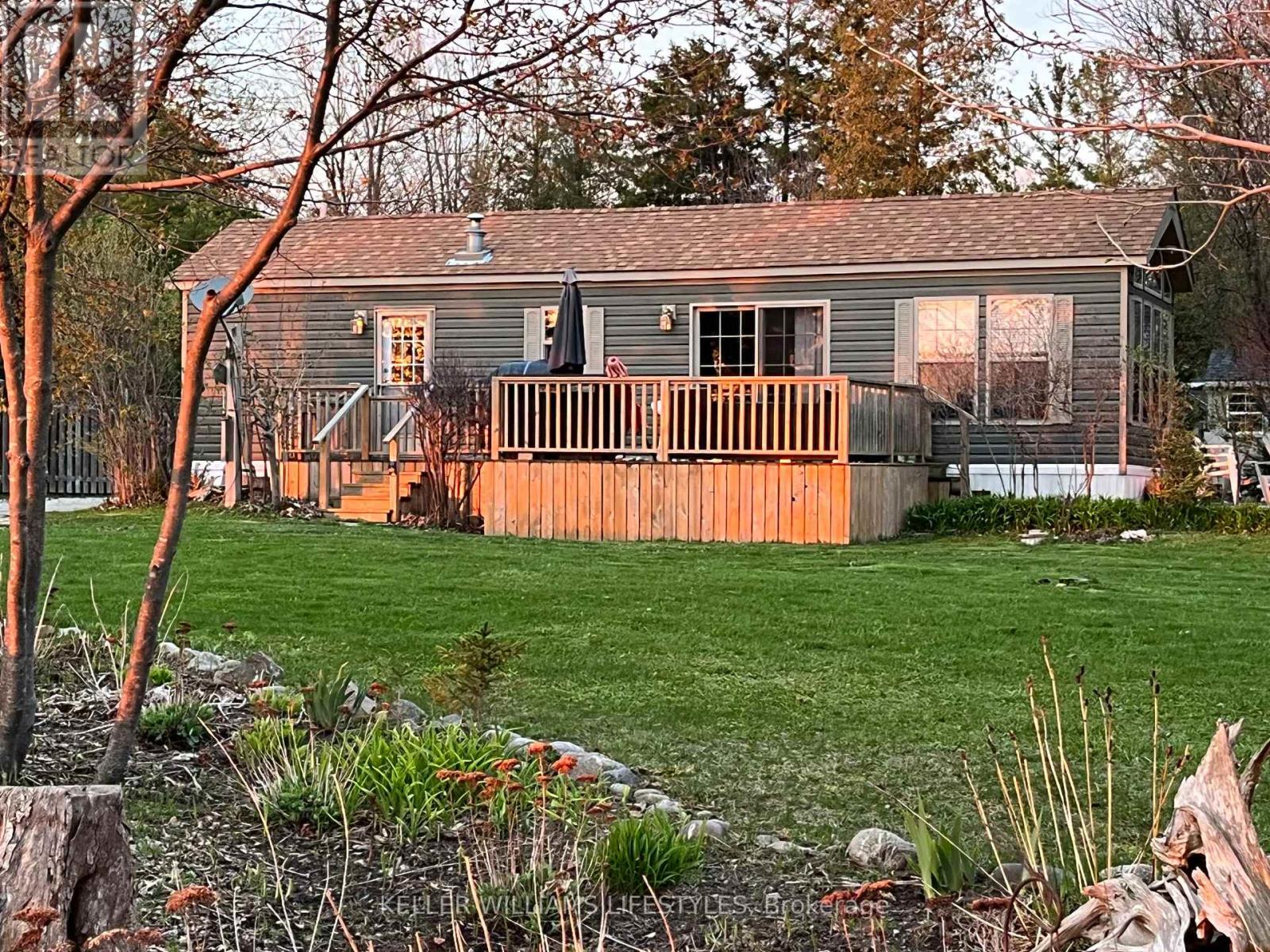 4 - 77719 Bluewater Highway, Bluewater, Ontario  N0M 1G0 - Photo 1 - X12863864