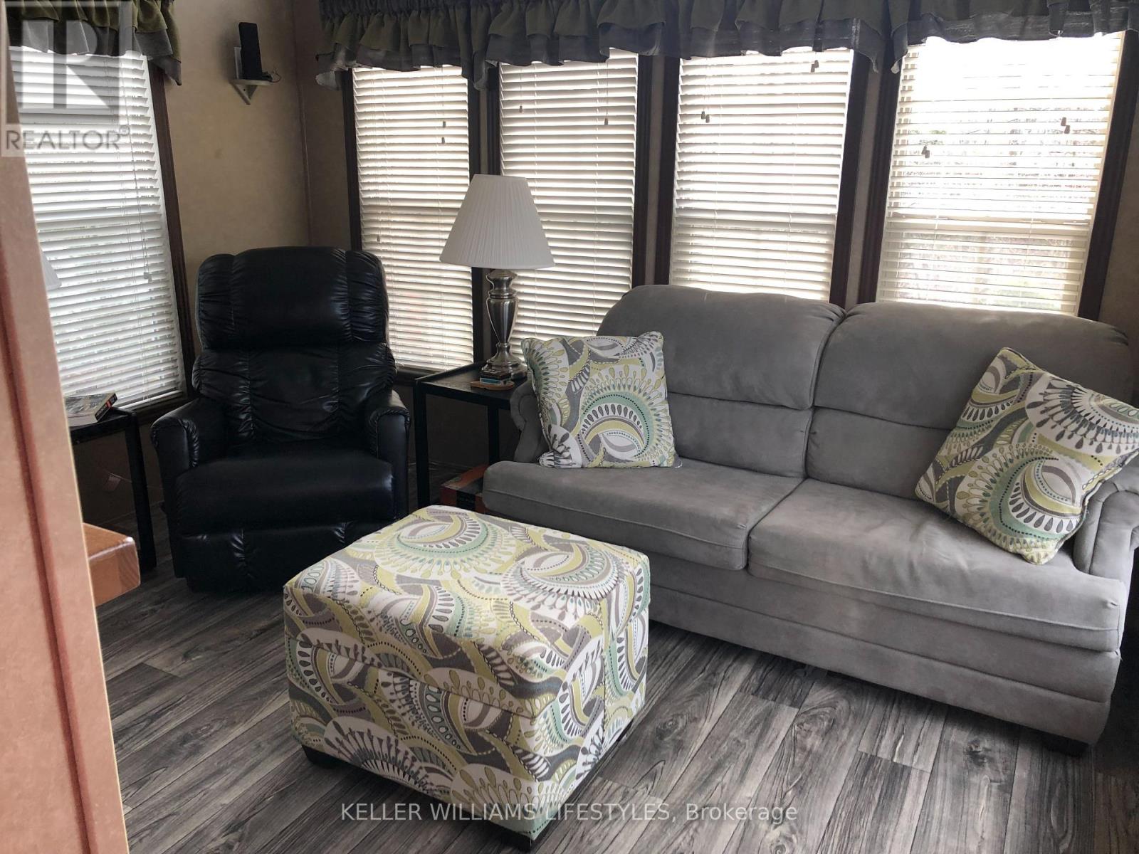 4 - 77719 Bluewater Highway, Bluewater, Ontario  N0M 1G0 - Photo 2 - X12863864