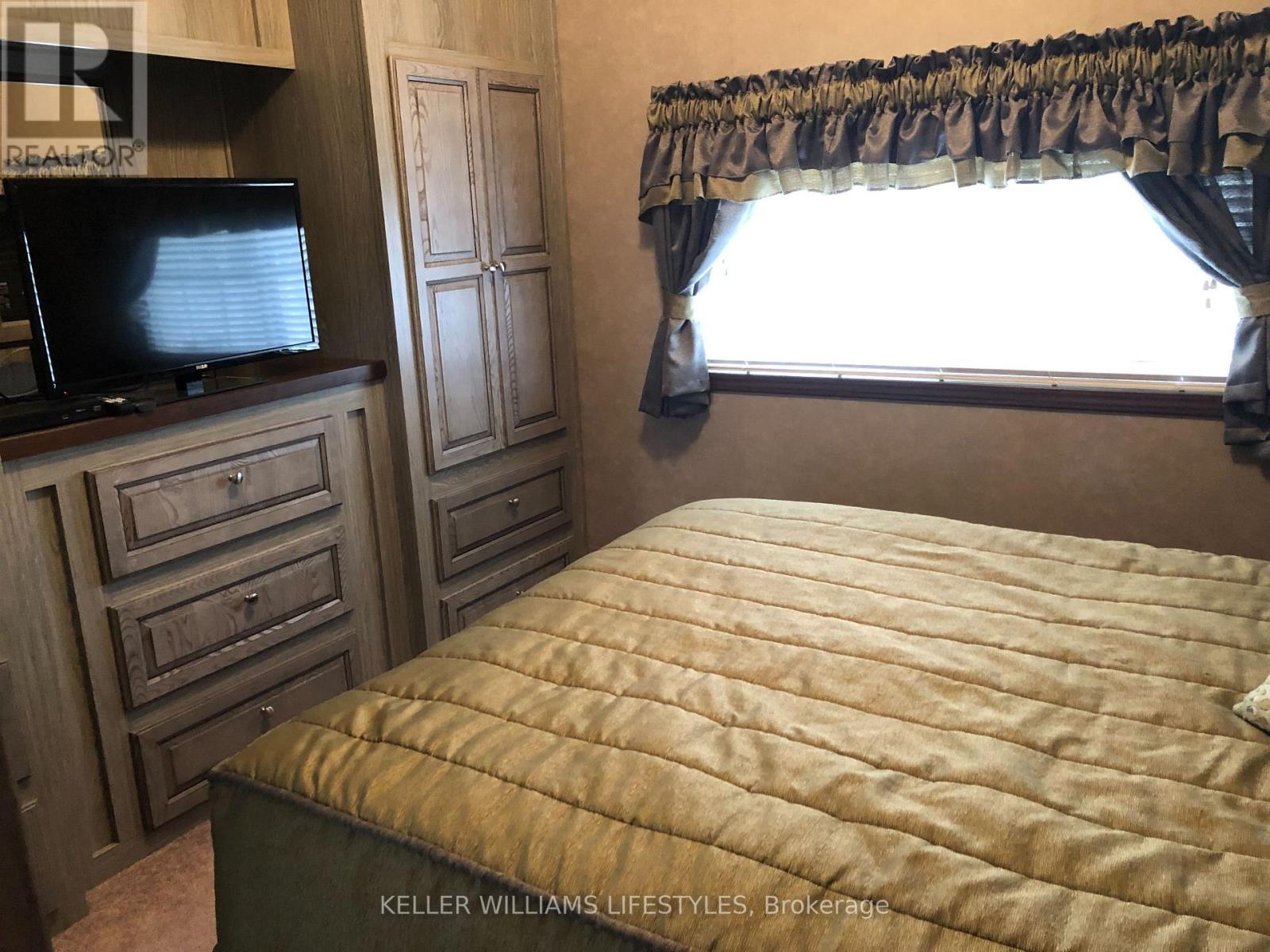 4 - 77719 Bluewater Highway, Bluewater, Ontario  N0M 1G0 - Photo 9 - X12863864