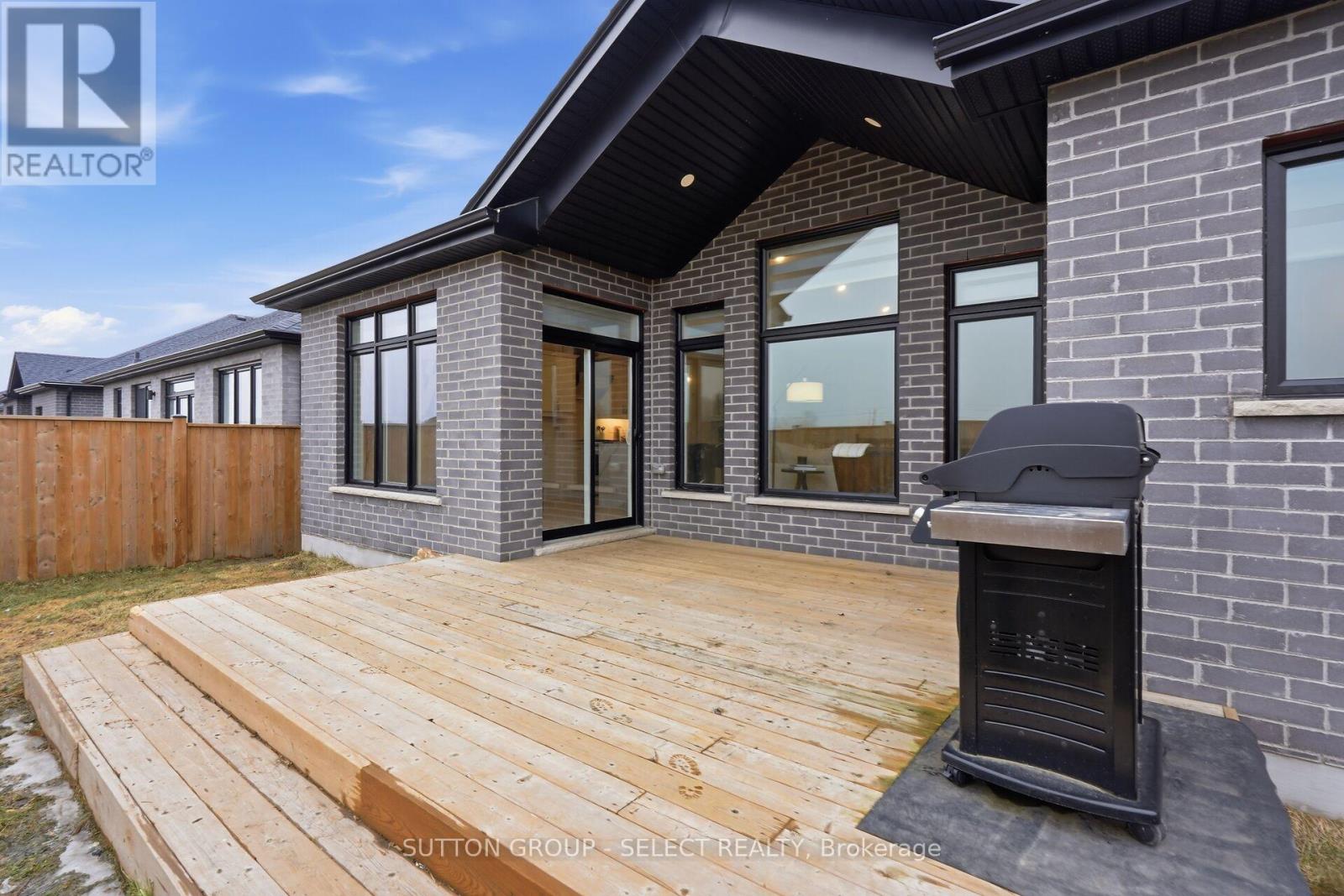 45 - 383 Daventry Way, Middlesex Centre, Ontario  N0L 1R0 - Photo 40 - X12863932