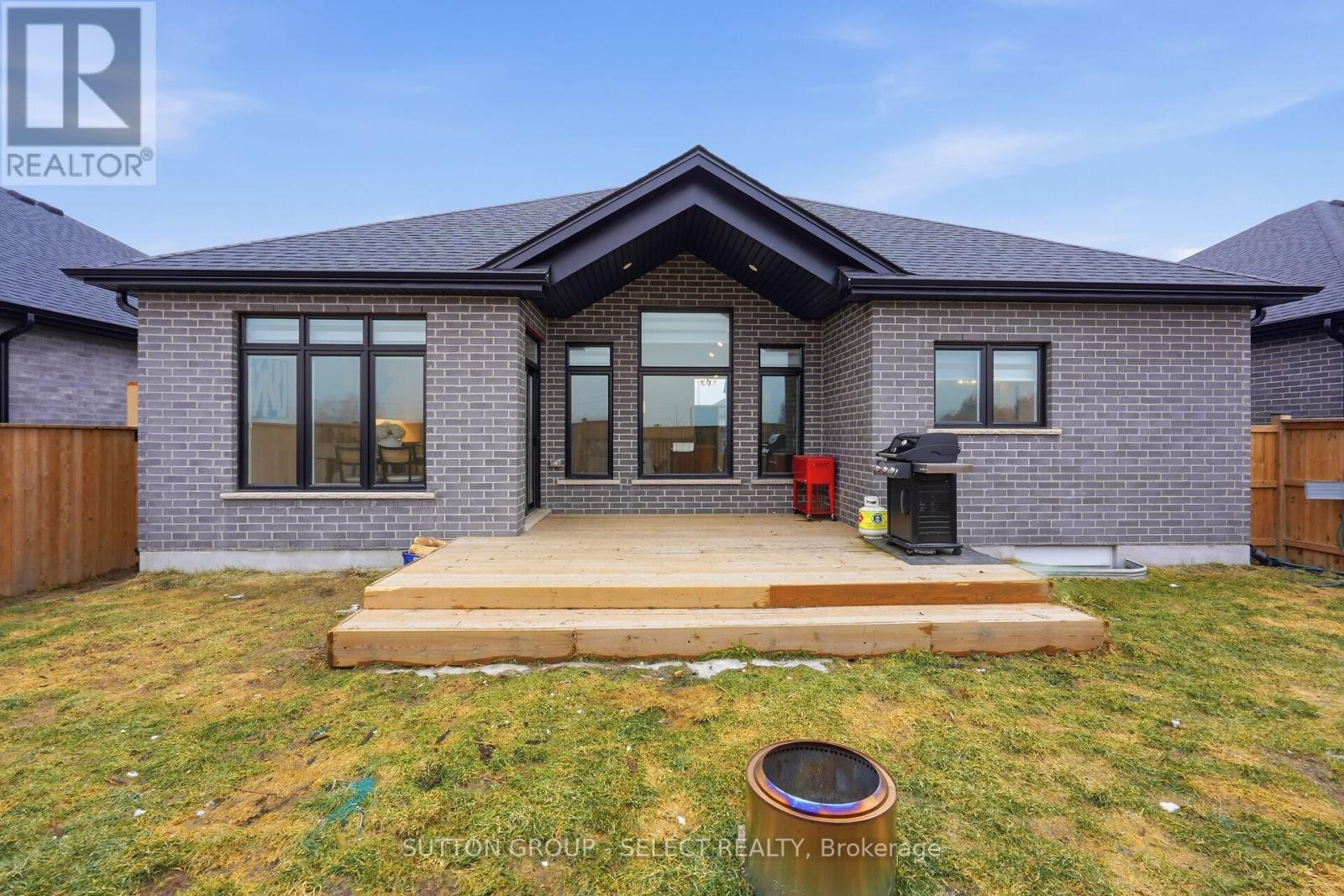 45 - 383 Daventry Way, Middlesex Centre, Ontario  N0L 1R0 - Photo 42 - X12863932