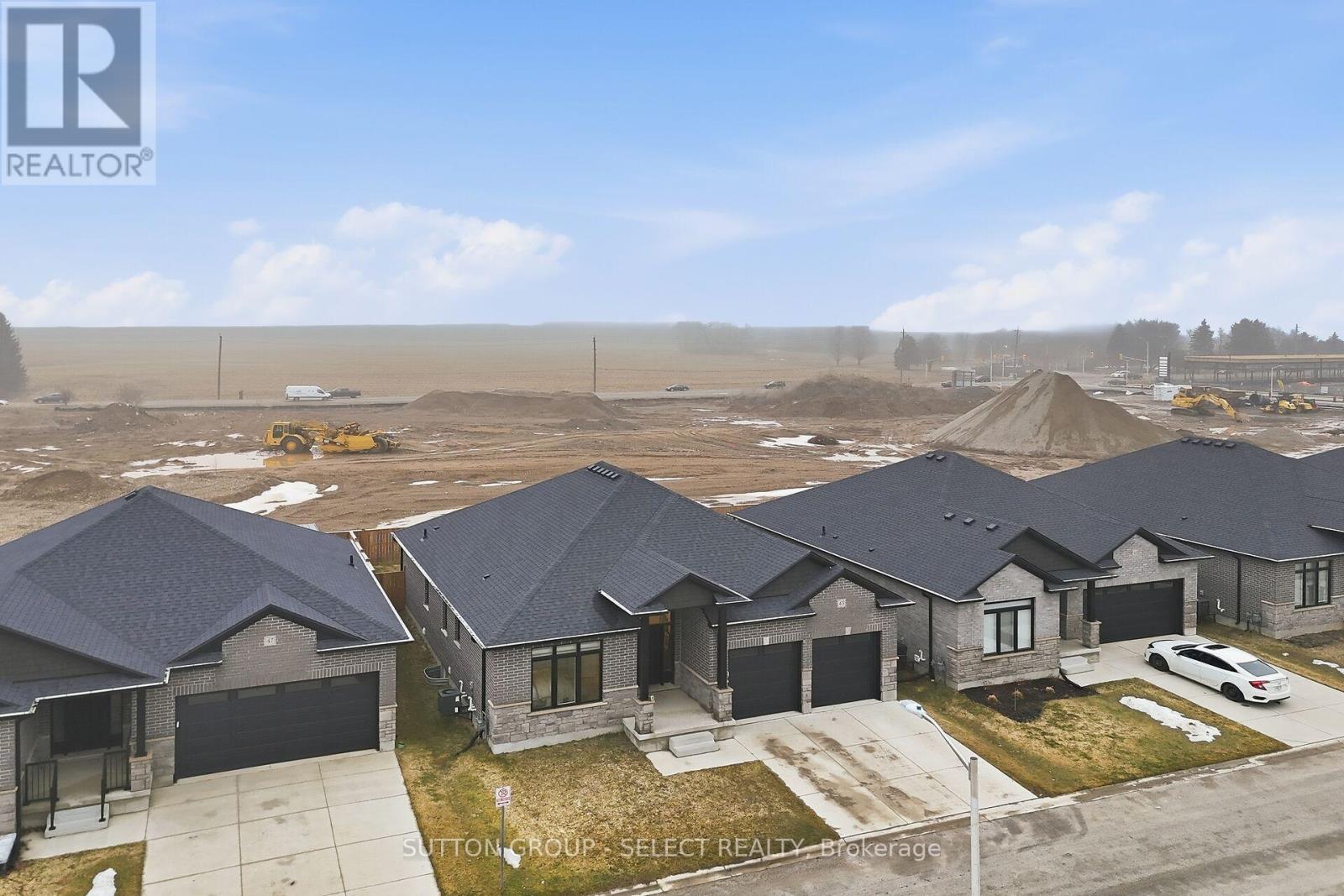 45 - 383 Daventry Way, Middlesex Centre, Ontario  N0L 1R0 - Photo 43 - X12863932