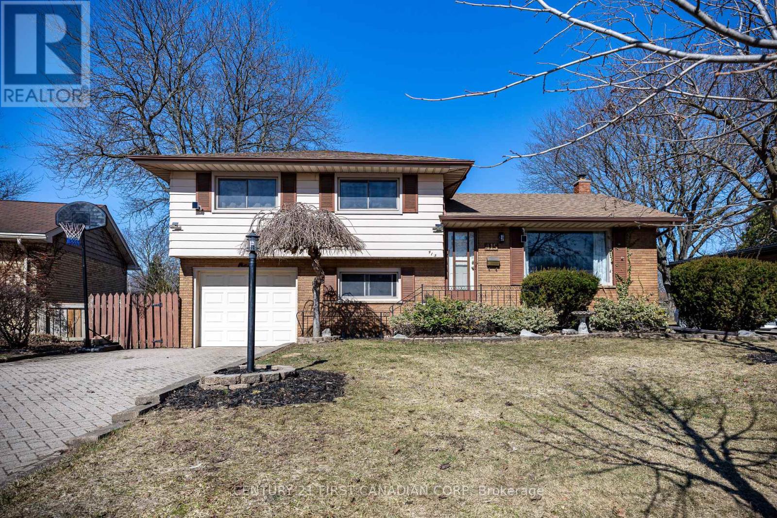 415 Regal Drive, London East, Ontario  N5Y 1J8 - Photo 2 - X12863940