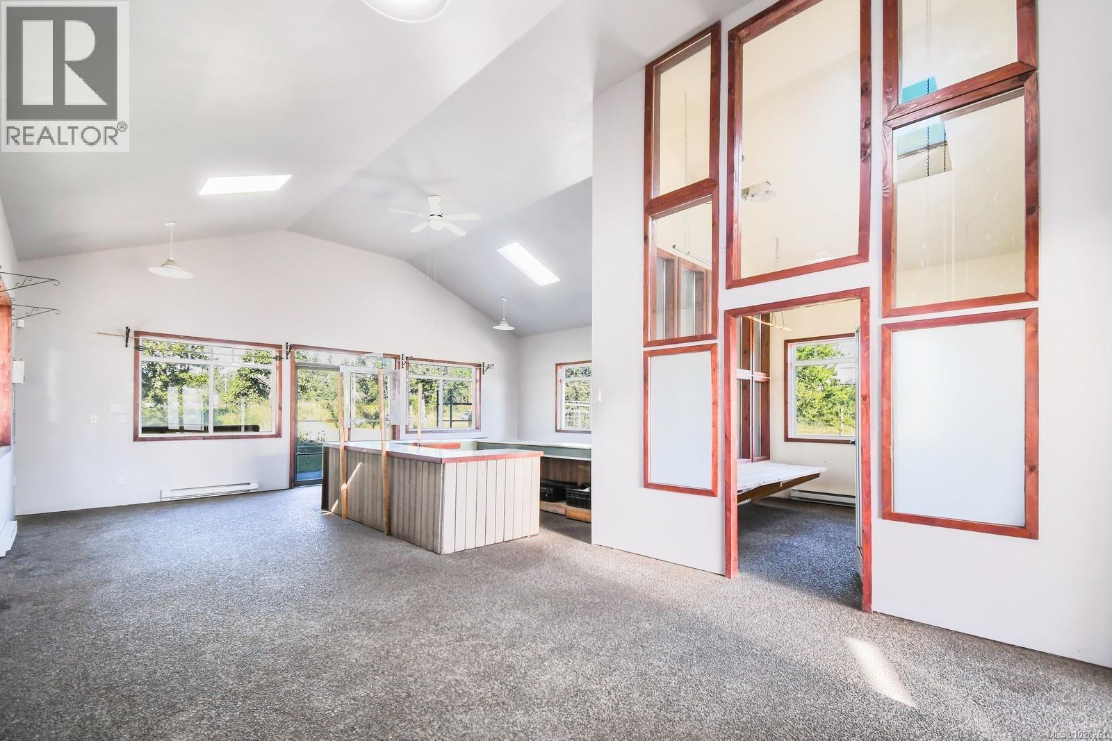 1754 Alberni Hwy, Coombs, British Columbia  V0R 1M0 - Photo 3 - 1028261