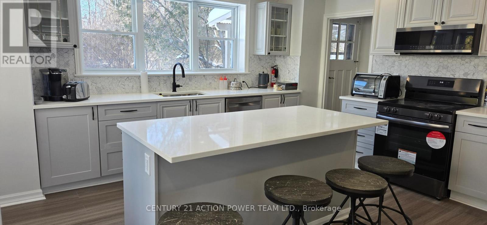 3195 Riverside Drive, Ottawa, Ontario  K1V 8N8 - Photo 10 - X12863872