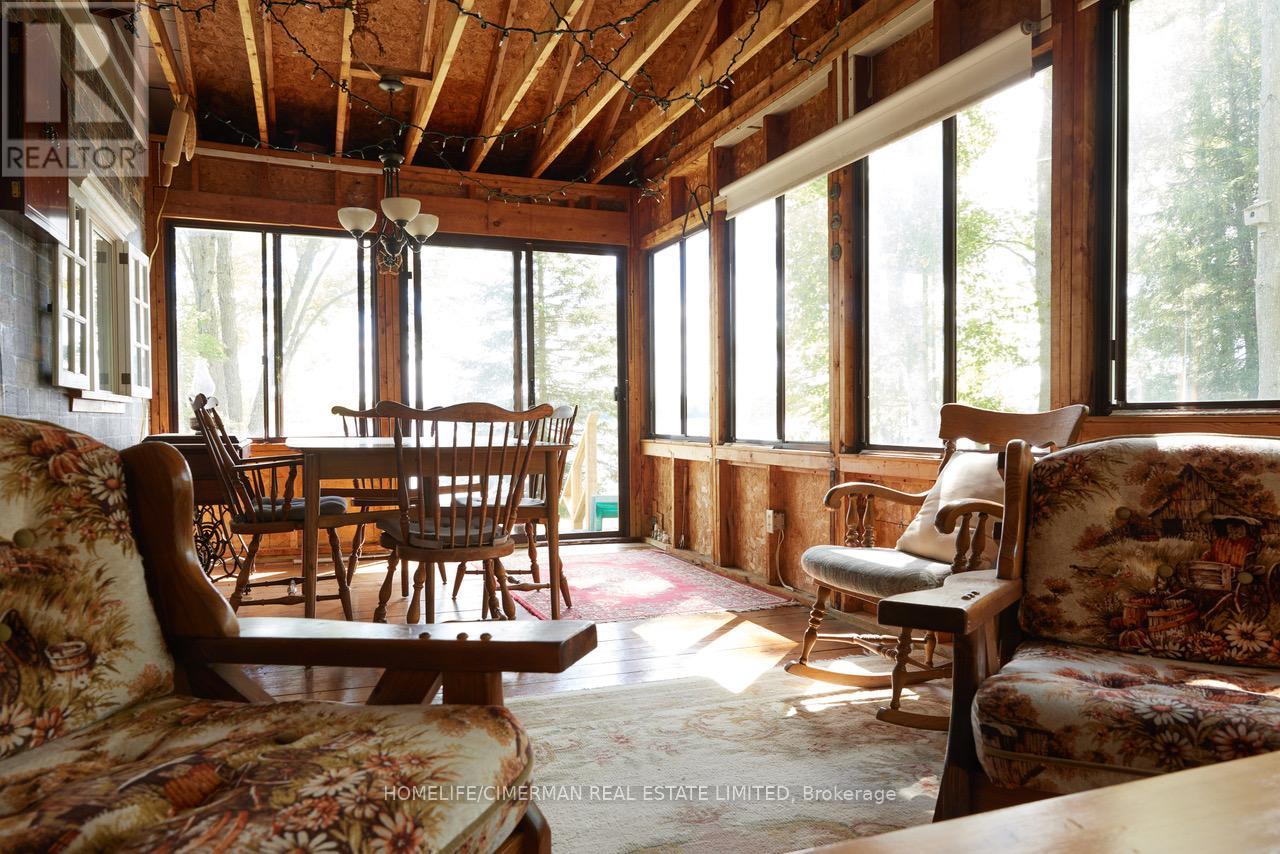 98 Mcleish Drive, Kawartha Lakes (Dalton), Ontario  L0K 1W0 - Photo 3 - X12859700