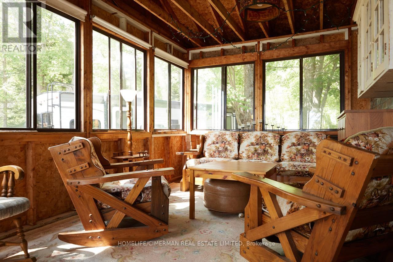 98 Mcleish Drive, Kawartha Lakes (Dalton), Ontario  L0K 1W0 - Photo 4 - X12859700