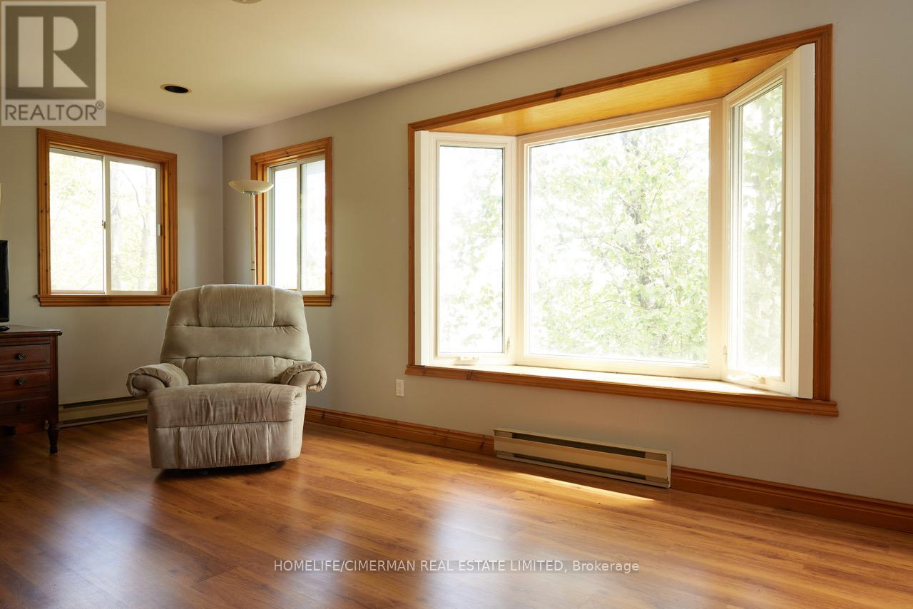 98 Mcleish Drive, Kawartha Lakes (Dalton), Ontario  L0K 1W0 - Photo 12 - X12859700