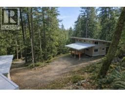 883 WEST BAY ROAD, Gambier Island, British Columbia