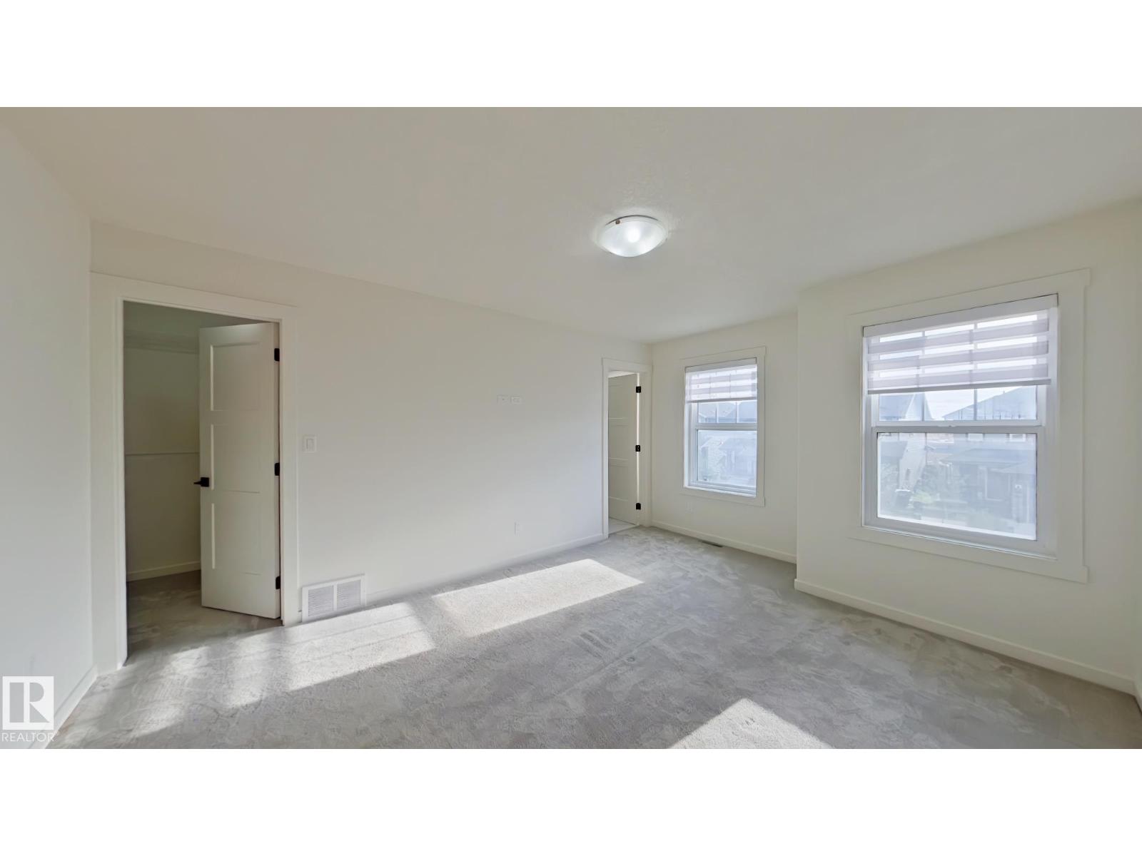 #main 5715 Hawthorn Cm Sw, Edmonton, Alberta  T6X 2L5 - Photo 4 - E4476641