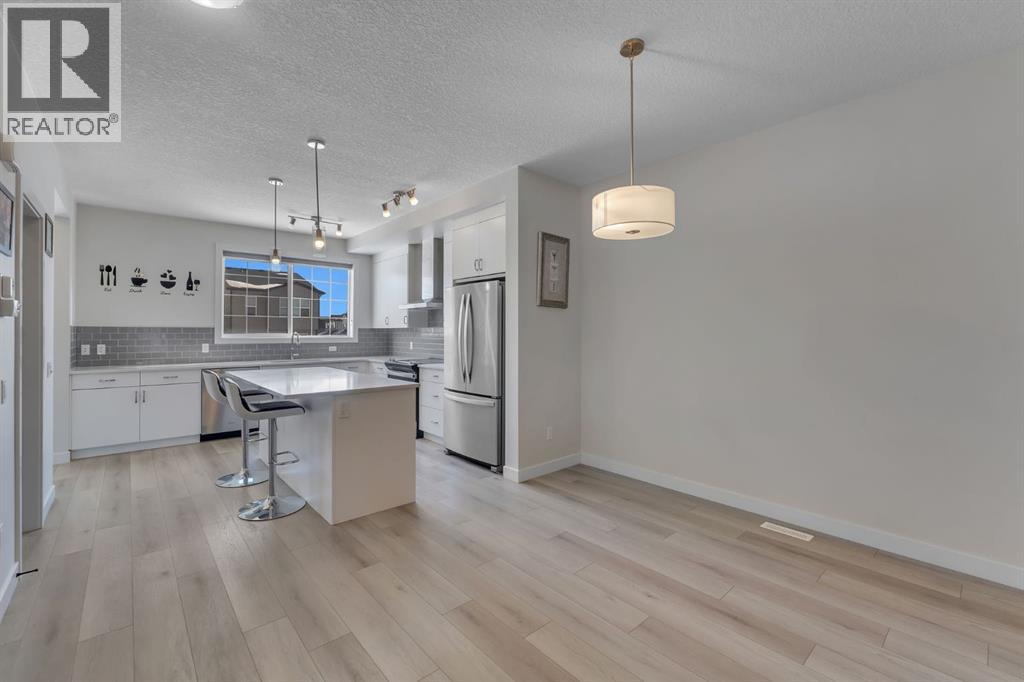 260 Cornerbrook Drive Ne, Calgary, Alberta  T3N 2J2 - Photo 12 - A2290051