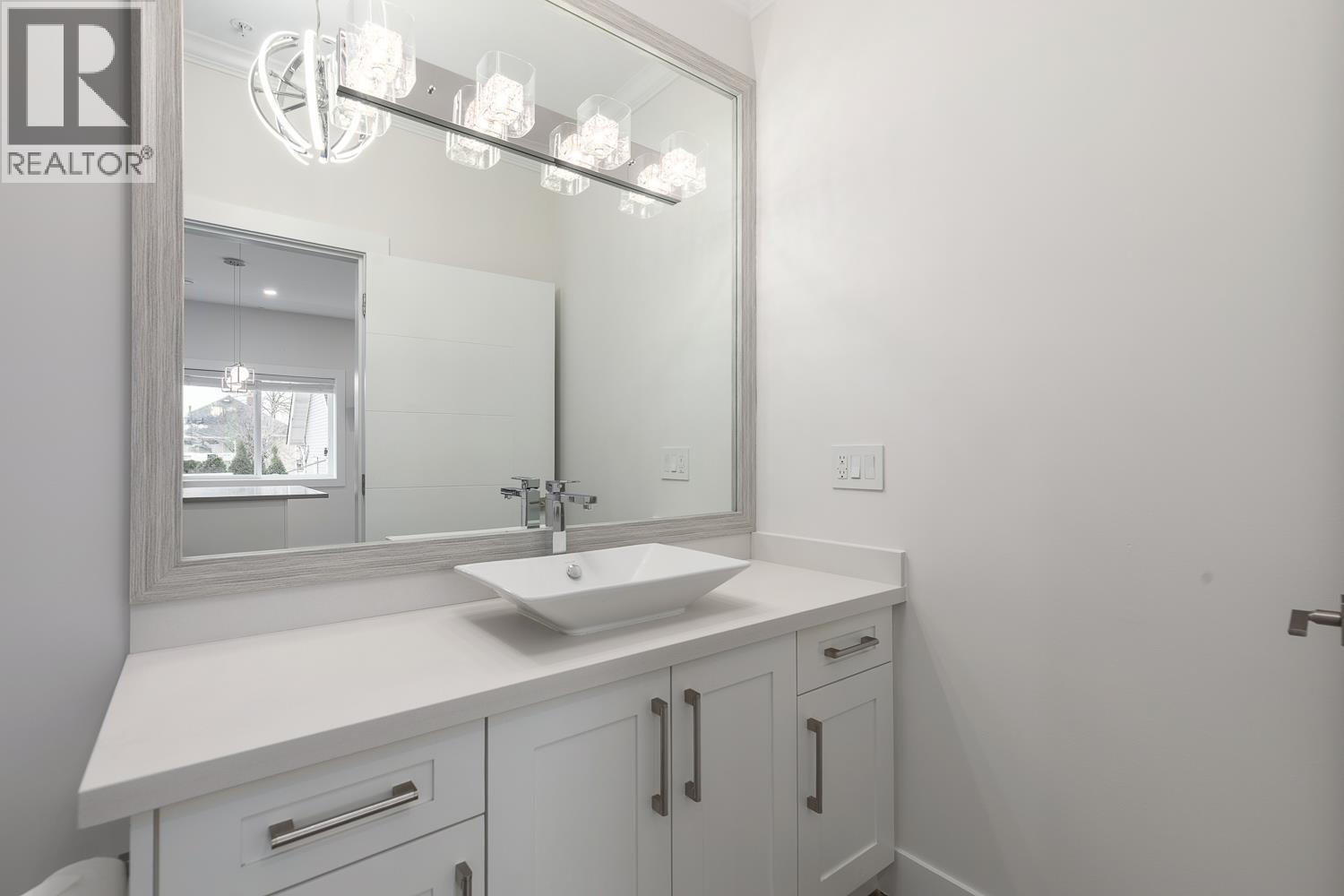 2255 E 35th Avenue, Vancouver, British Columbia  V5P 1C1 - Photo 16 - R3097680