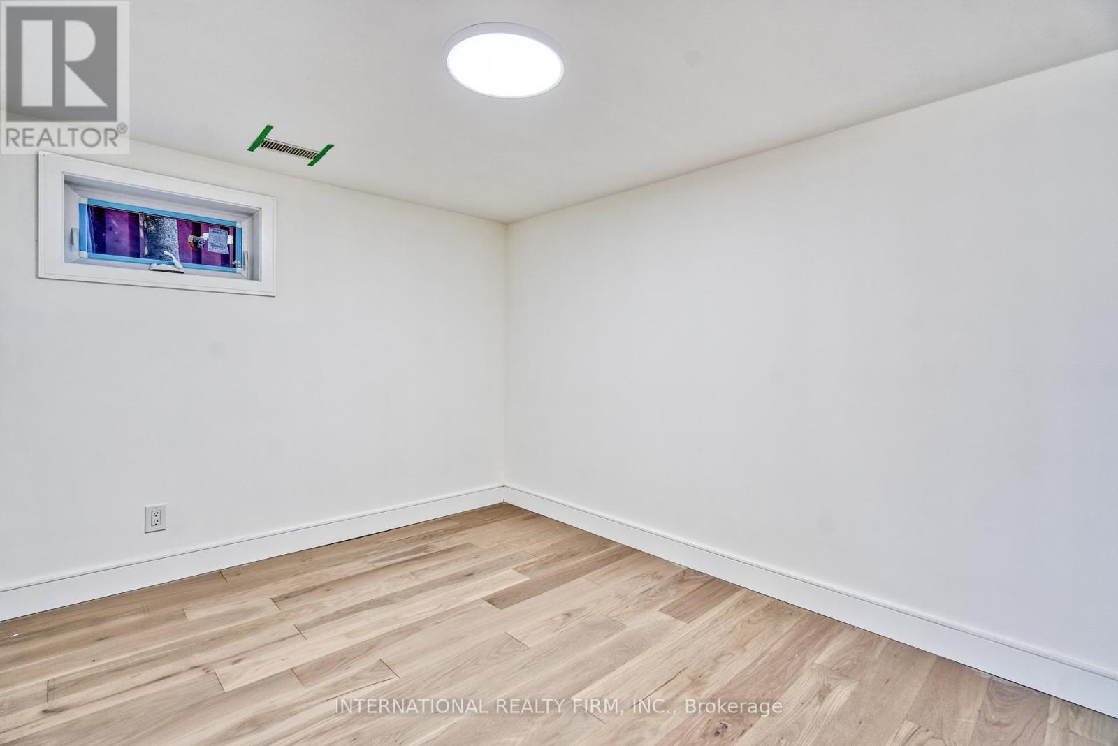 16 Paragon Road, Toronto (Kingsview Village-The Westway), Ontario  M9R 1J5 - Photo 21 - W12767896