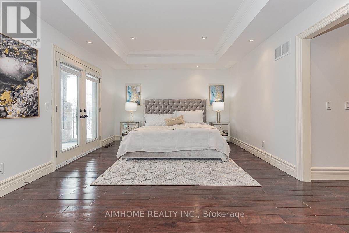 220 Weldrick Road W, Richmond Hill, Ontario  L4C 3V3 - Photo 24 - N12863896