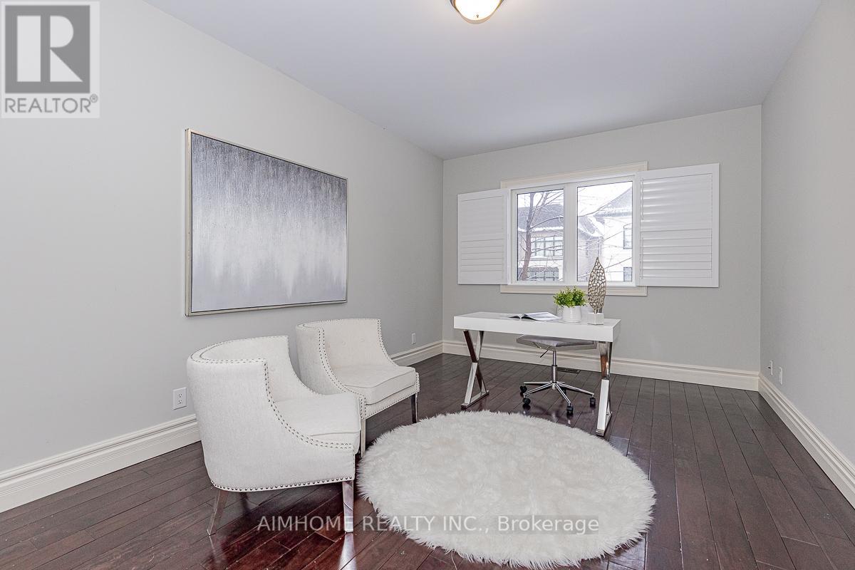 220 Weldrick Road W, Richmond Hill, Ontario  L4C 3V3 - Photo 34 - N12863896