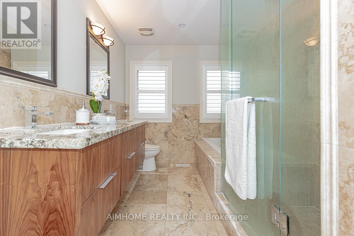 220 Weldrick Road W, Richmond Hill, Ontario  L4C 3V3 - Photo 41 - N12863896