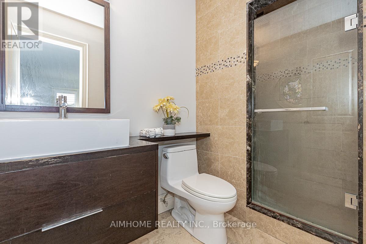 220 Weldrick Road W, Richmond Hill, Ontario  L4C 3V3 - Photo 42 - N12863896