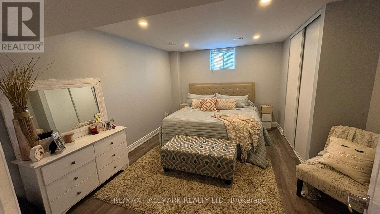 Lower - 21 Ladder Cres Crescent, East Gwillimbury (Sharon), Ontario  L0G 1V7 - Photo 14 - N12863924