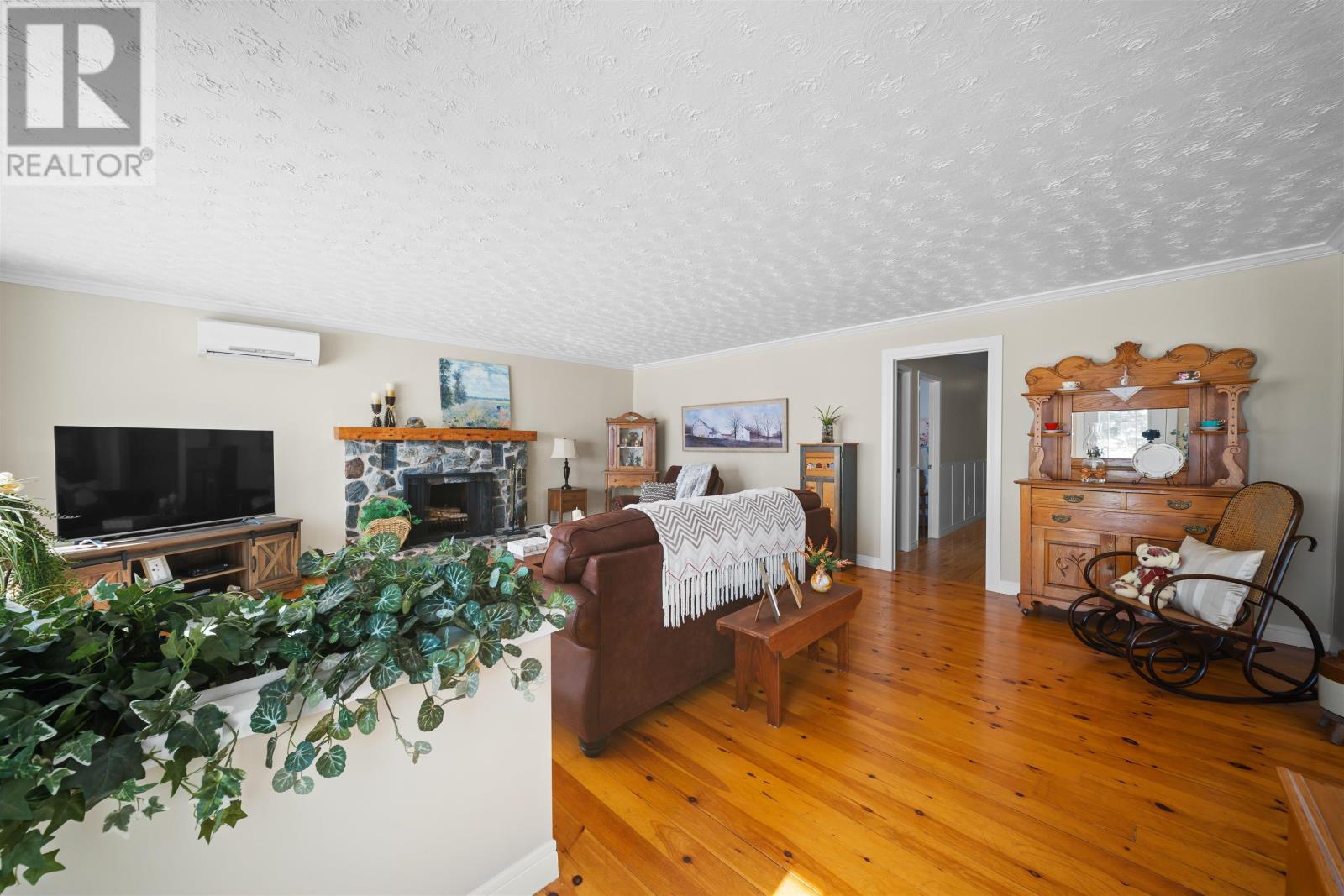 990 Hackmatack Road, Urbainville, Prince Edward Island  C0B 2E0 - Photo 12 - 202604190