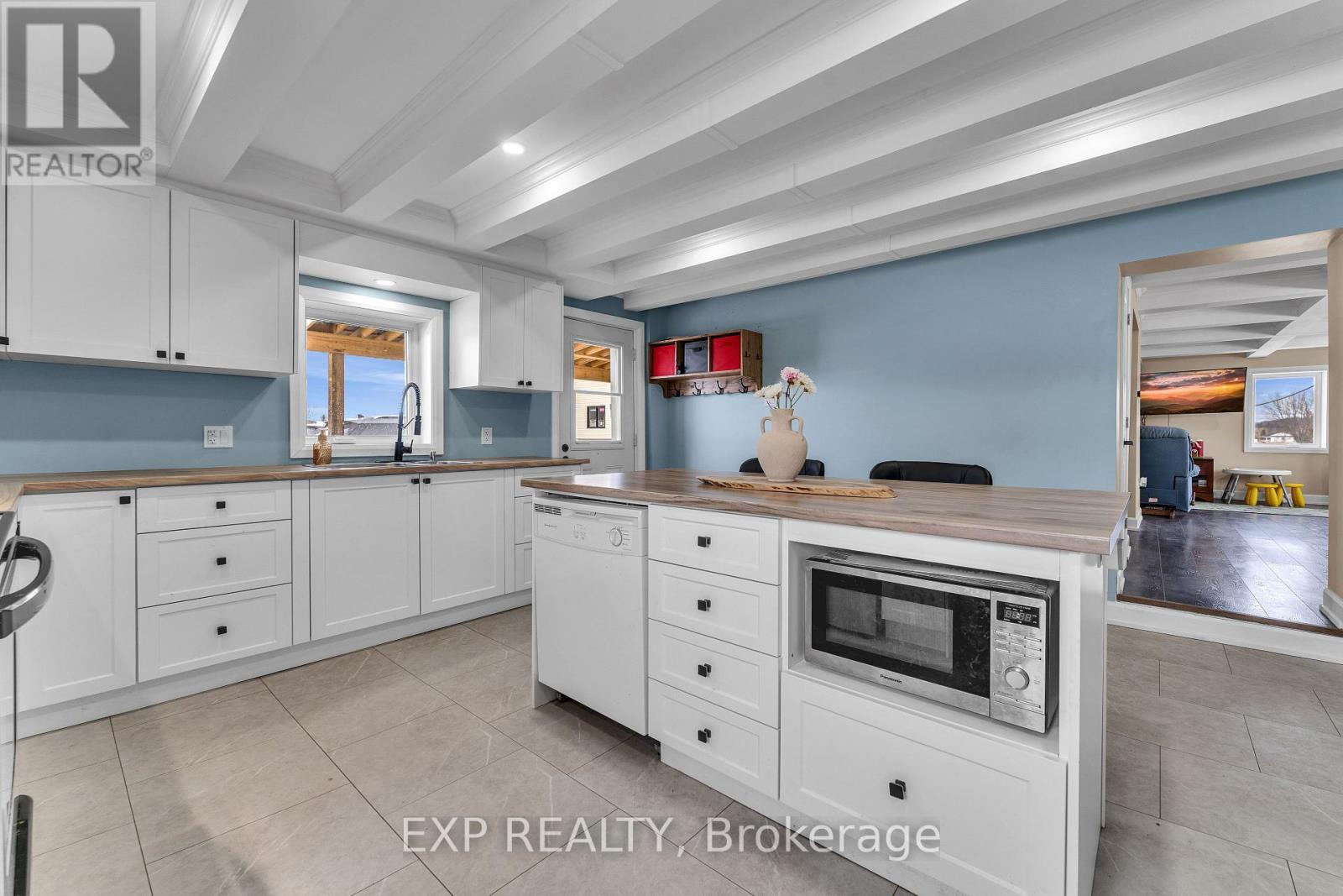 1526 Landry Street, Clarence-Rockland, Ontario  K0A 1N0 - Photo 8 - X12859168