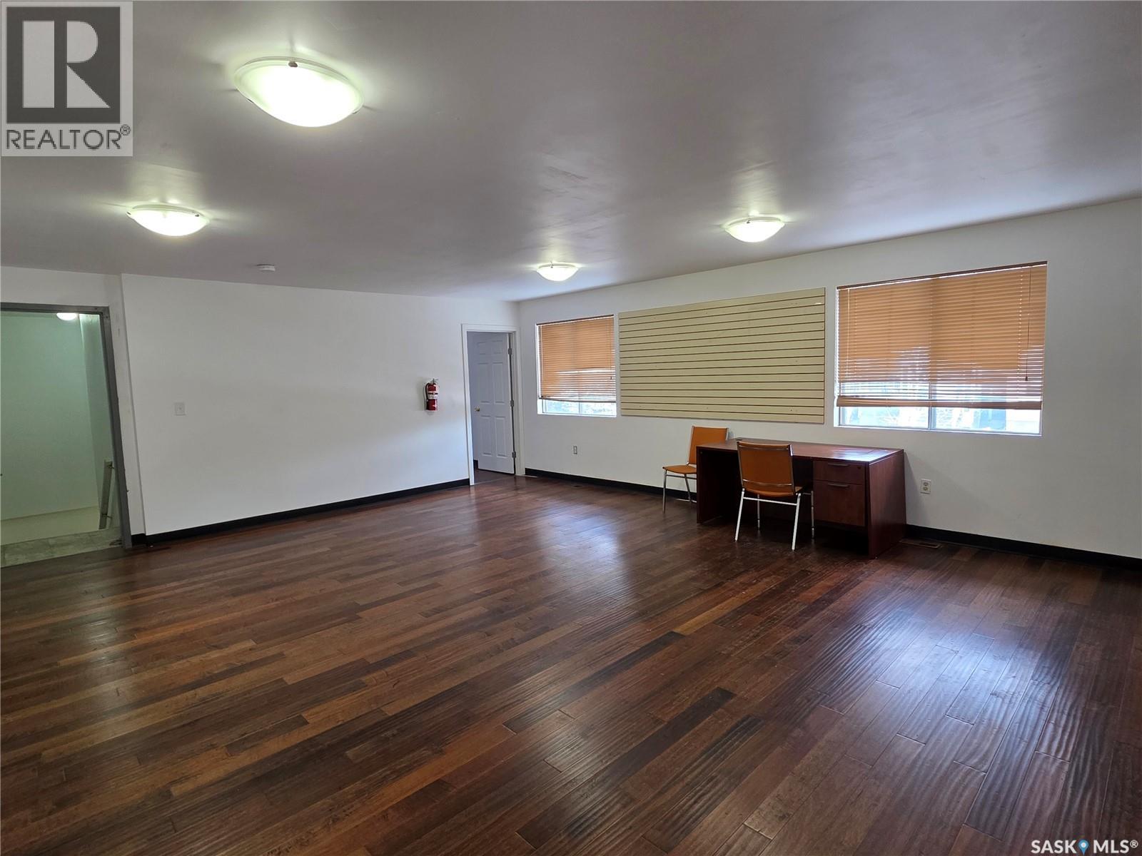 60 1932 St George Avenue, Saskatoon, Saskatchewan  S7M 0K5 - Photo 3 - SK030028