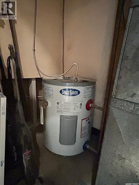 Street 2002 100th Street, North Battleford, Saskatchewan  S9A 0X5 - Photo 11 - SK029933