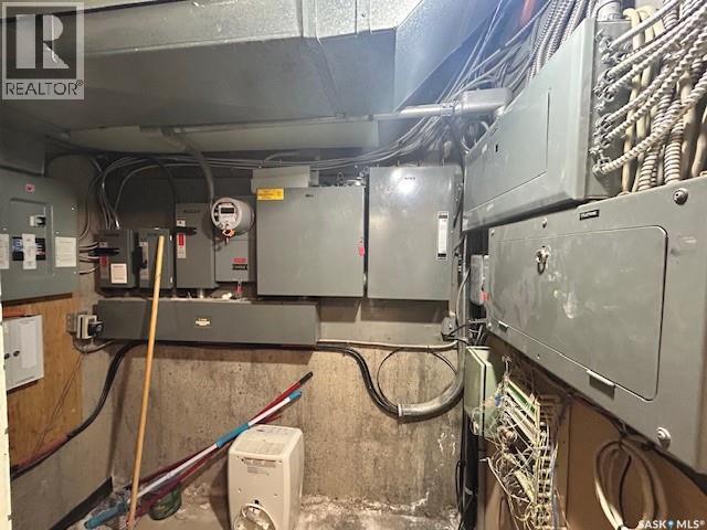 Street 2002 100th Street, North Battleford, Saskatchewan  S9A 0X5 - Photo 12 - SK029933