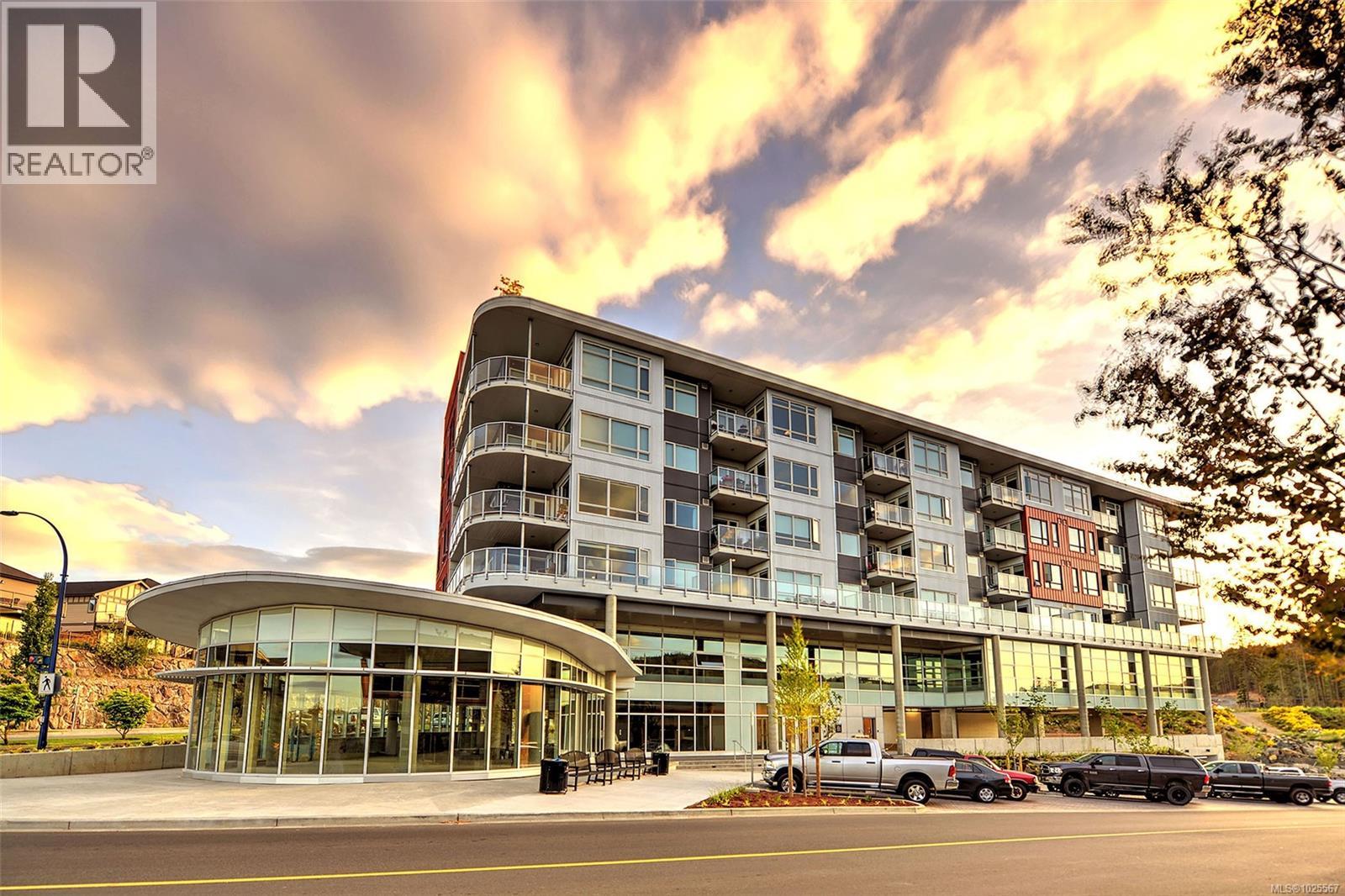 407 1311 Lakepoint Way, Langford, British Columbia