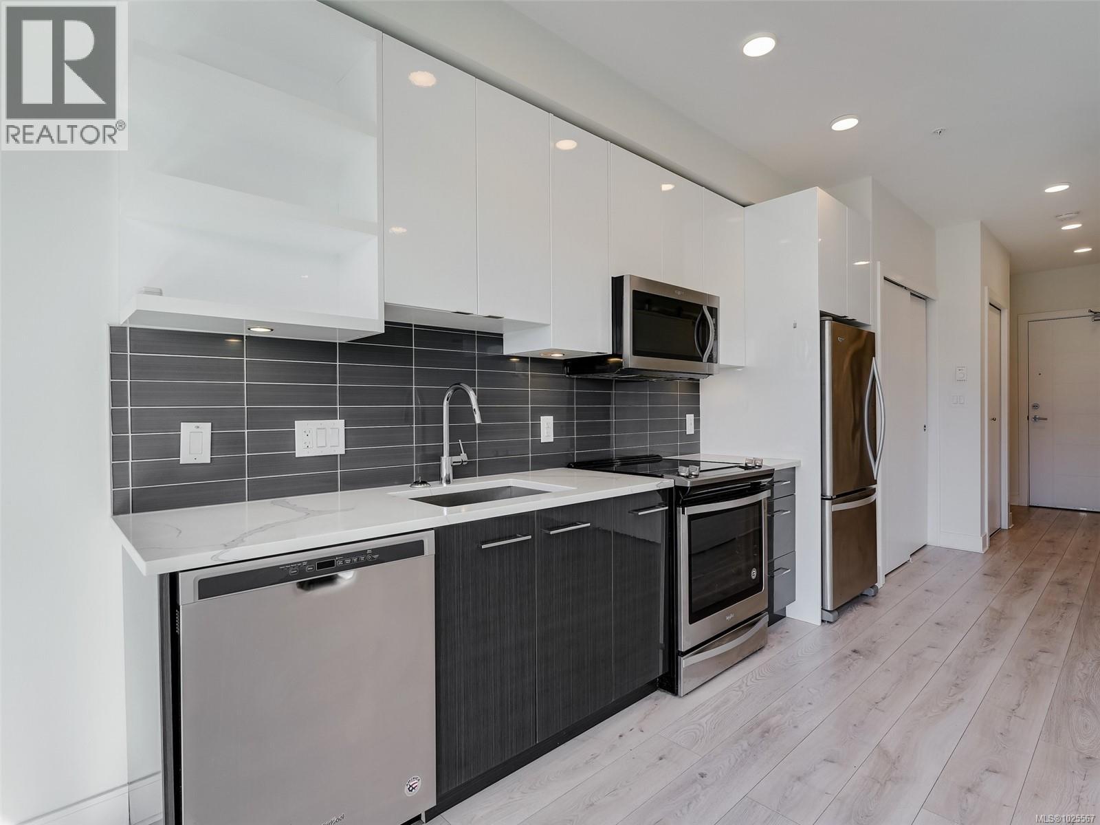 407 1311 Lakepoint Way, Langford, British Columbia  V9B 0S7 - Photo 7 - 1025567