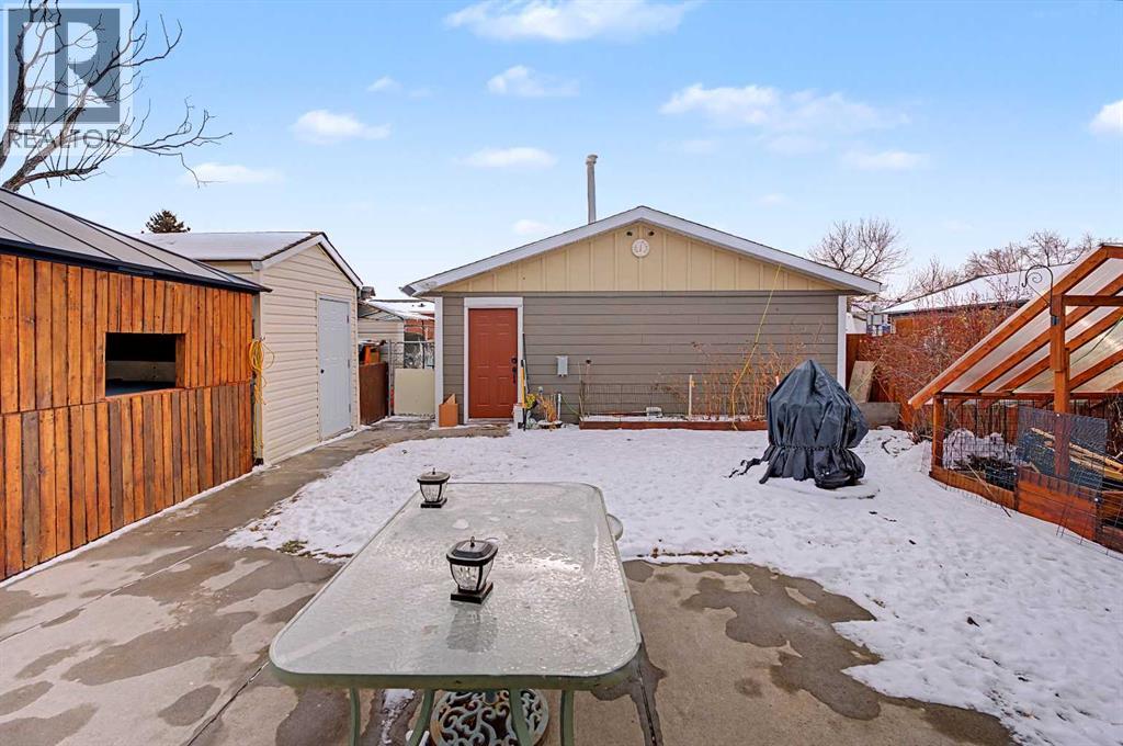 6331 Falton Road Ne, Calgary, Alberta  T3J 1J4 - Photo 27 - A2282561