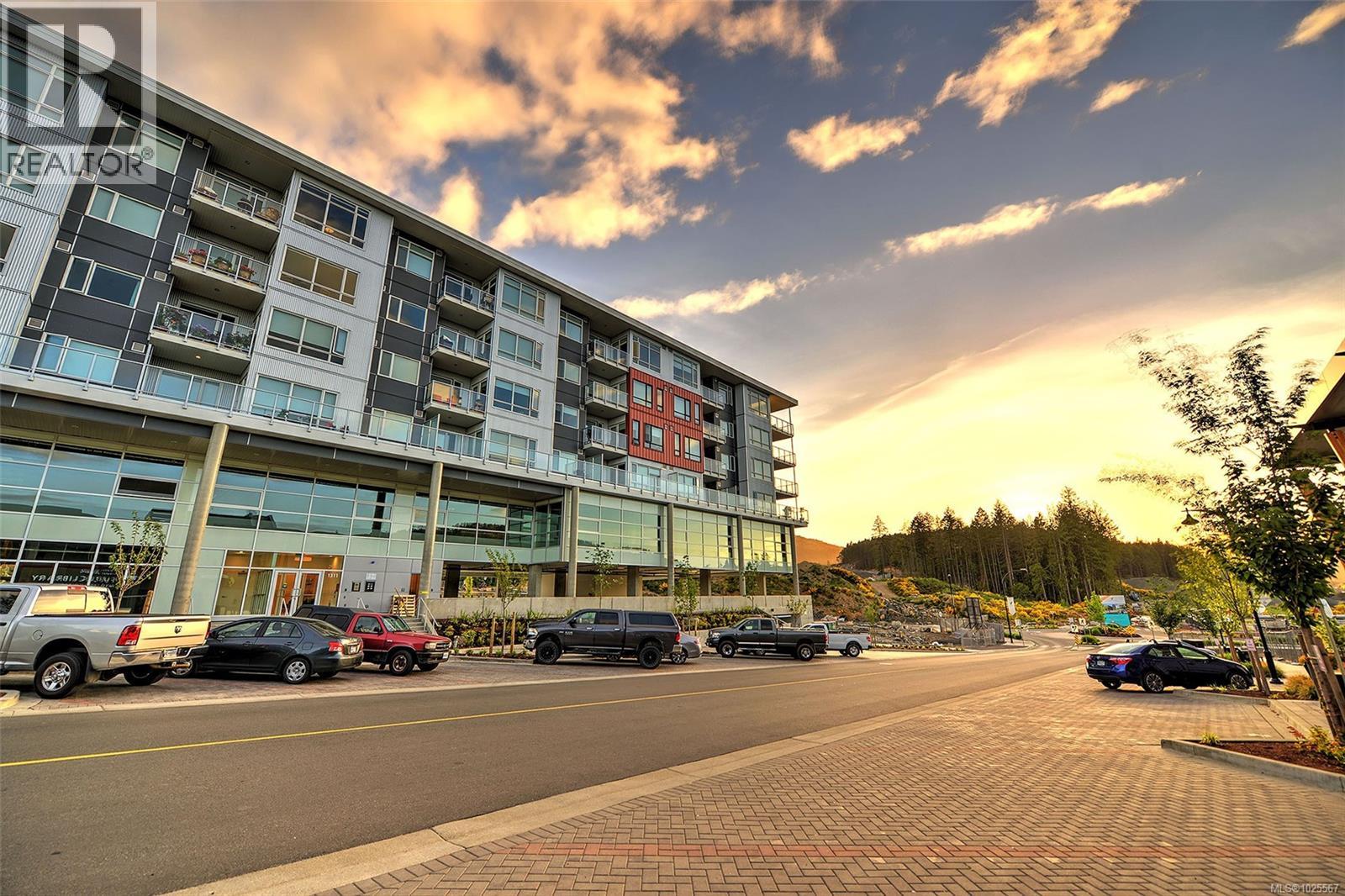 407 1311 Lakepoint Way, Langford, British Columbia  V9B 0S7 - Photo 36 - 1025567