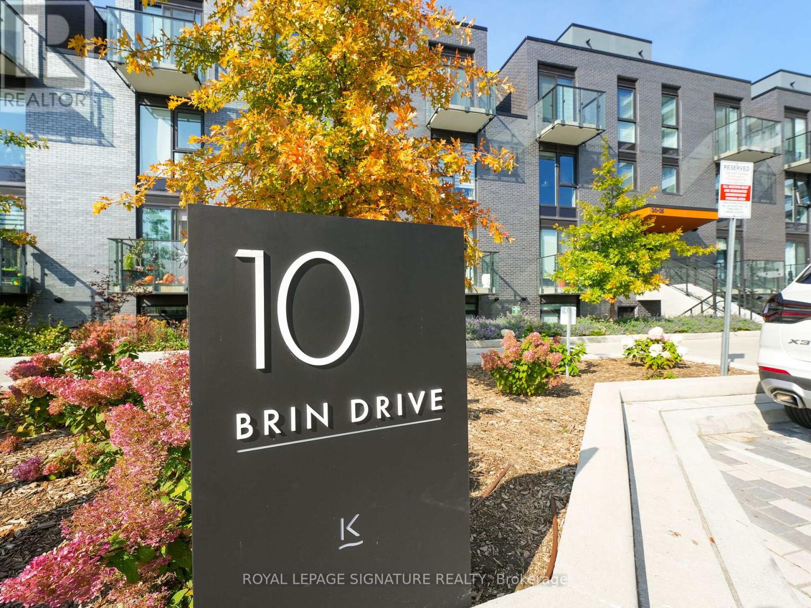 50 - 10 BRIN DRIVE, Toronto, Ontario