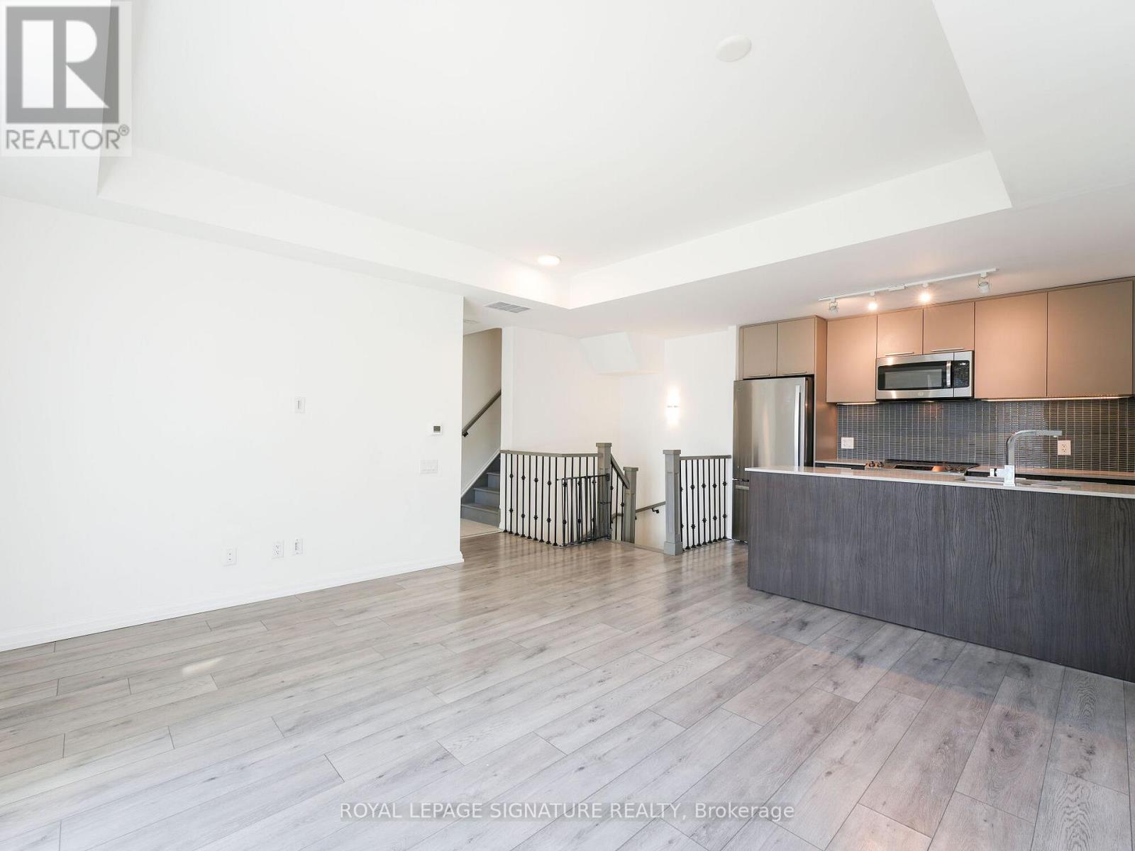 50 - 10 Brin Drive, Toronto, Ontario  M8X 0B3 - Photo 3 - W12863844
