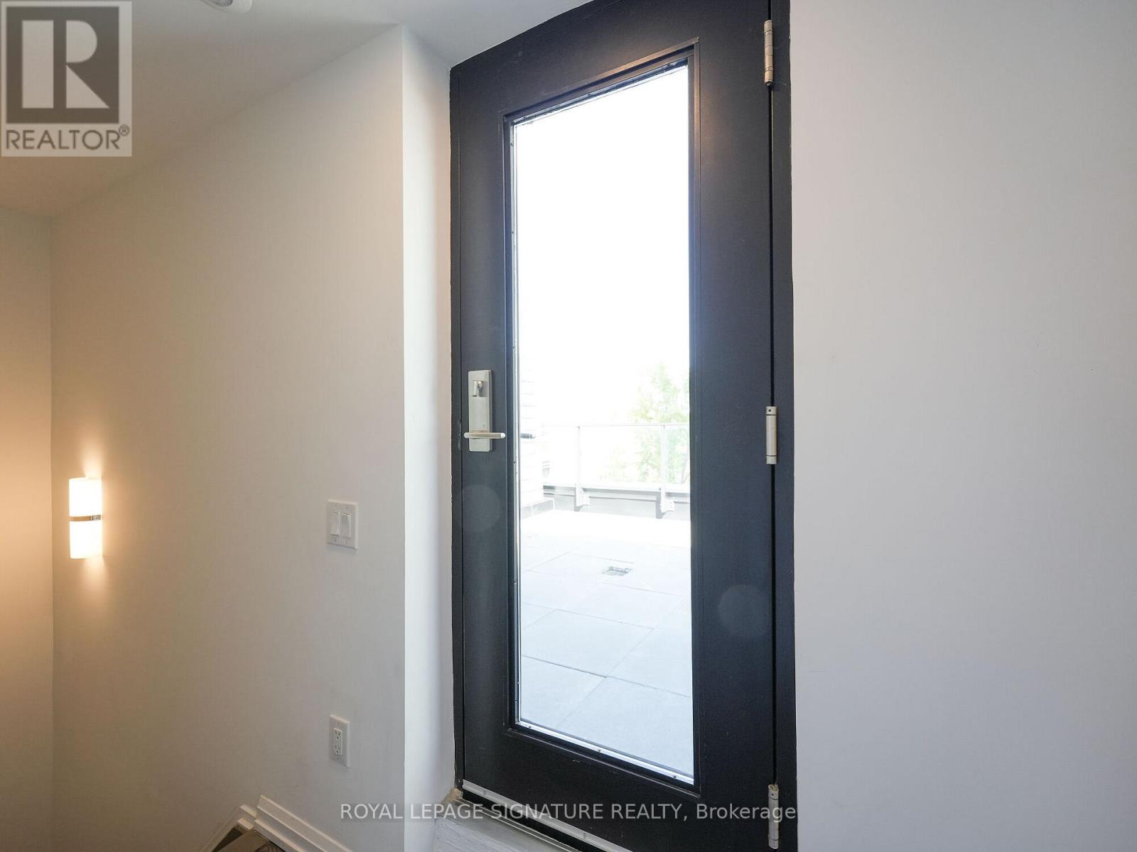 50 - 10 Brin Drive, Toronto, Ontario  M8X 0B3 - Photo 34 - W12863844