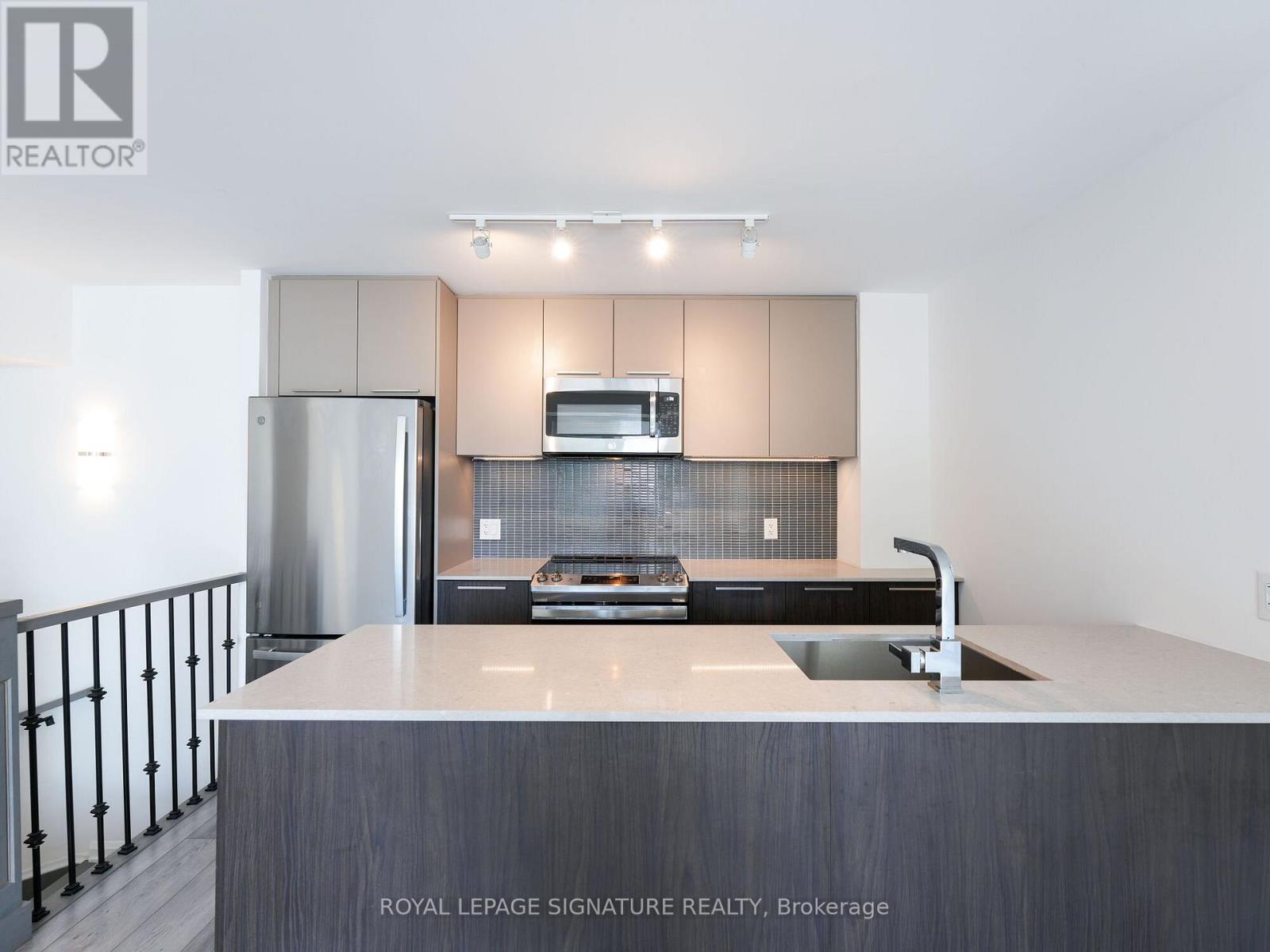 50 - 10 Brin Drive, Toronto, Ontario  M8X 0B3 - Photo 8 - W12863844