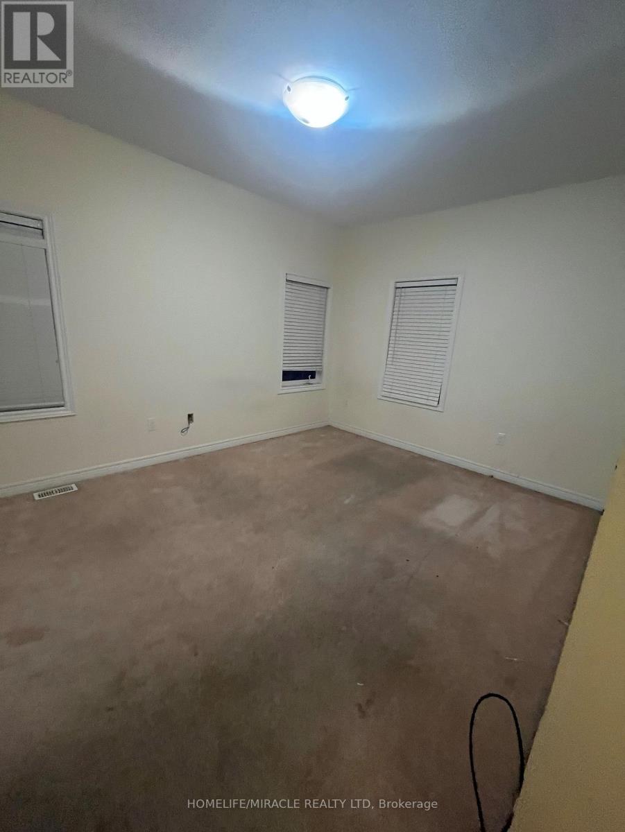 Upper - 37 Vezna Crescent, Brampton, Ontario  L6X 5K4 - Photo 15 - W12863850