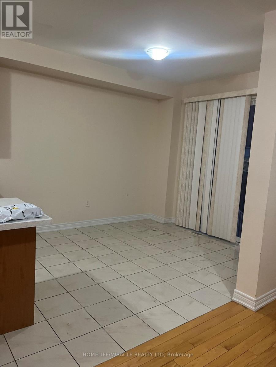 Upper - 37 Vezna Crescent, Brampton, Ontario  L6X 5K4 - Photo 5 - W12863850