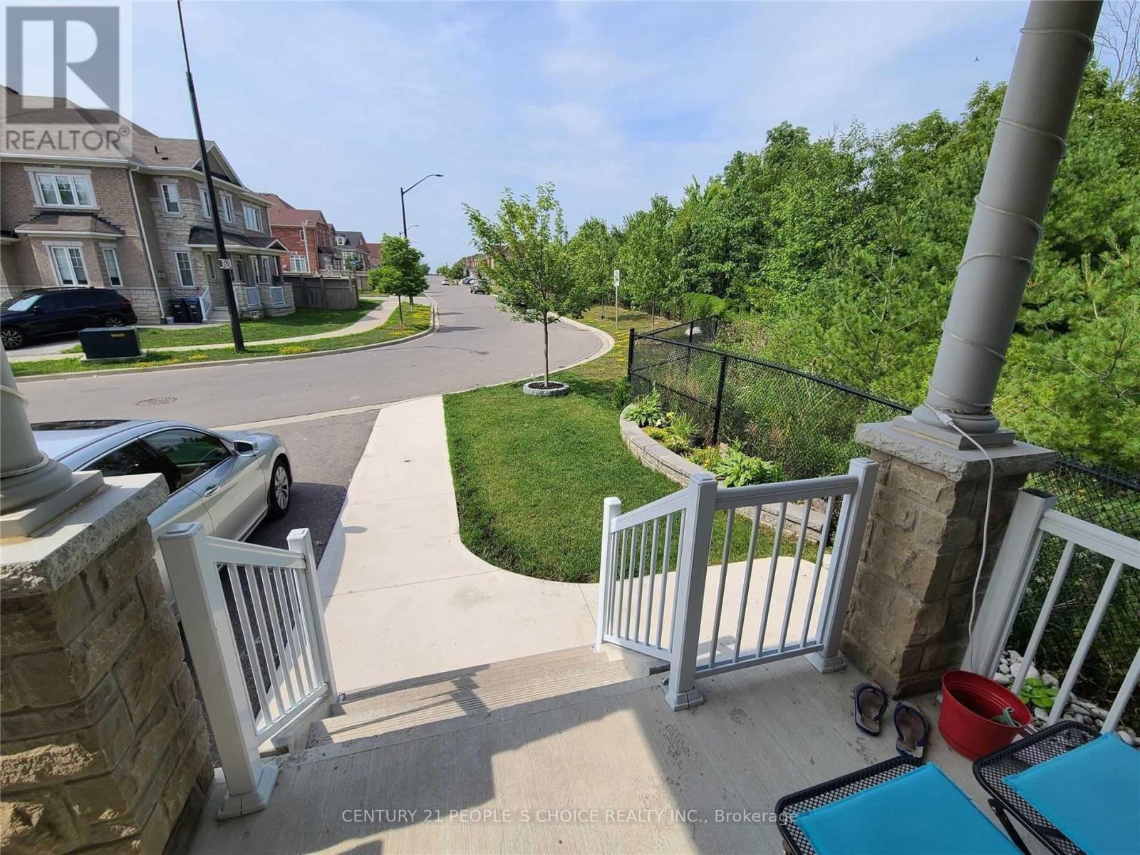 Upper - 5609 Meadowcrest Avenue, Mississauga, Ontario  L5M 0V1 - Photo 22 - W12863890