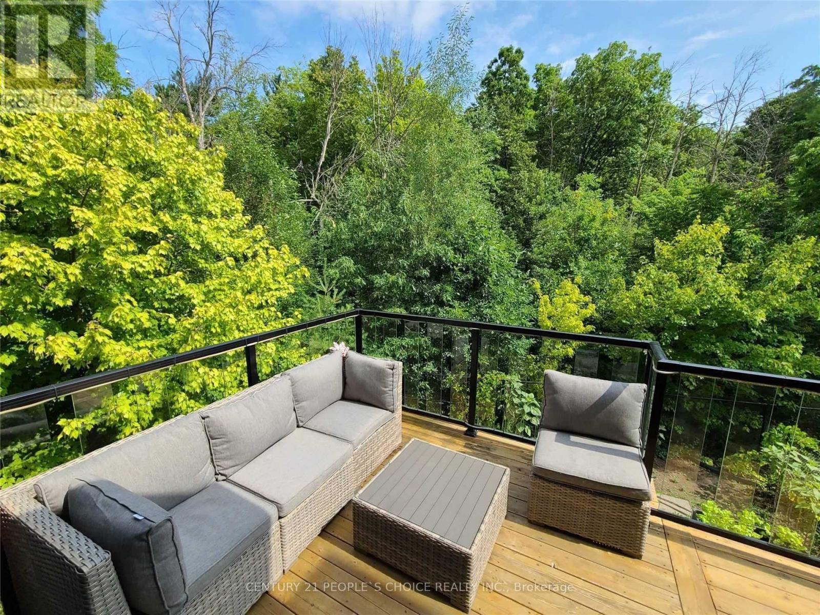 Upper - 5609 Meadowcrest Avenue, Mississauga, Ontario  L5M 0V1 - Photo 4 - W12863890