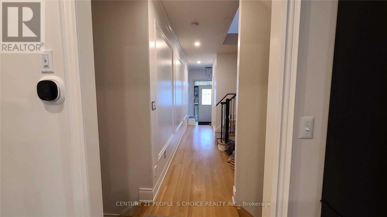 Upper - 5609 Meadowcrest Avenue, Mississauga, Ontario  L5M 0V1 - Photo 6 - W12863890