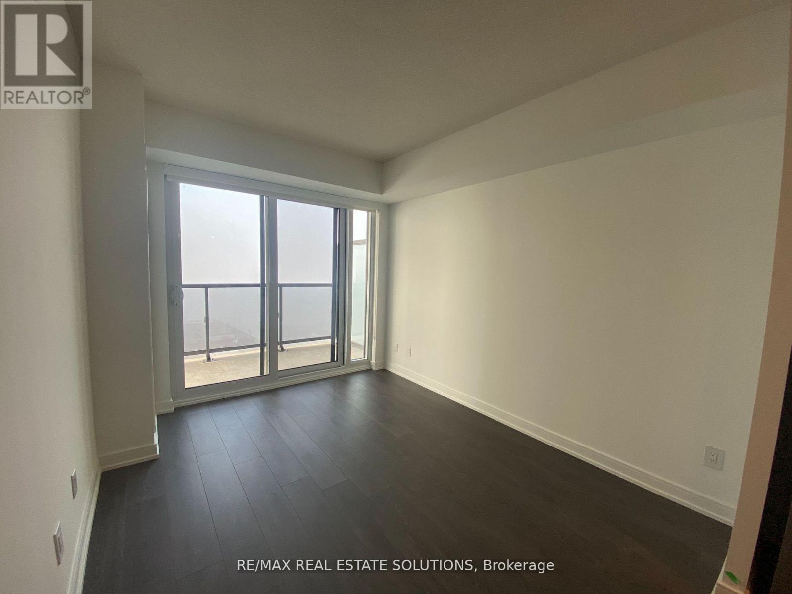 1611 - 30 Samuel Wood Way, Toronto, Ontario  M9B 0C9 - Photo 9 - W12863920