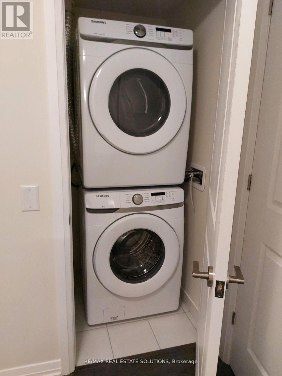 1009 - 50 Thomas Riley Road, Toronto, Ontario  M9B 0C5 - Photo 10 - W12863926