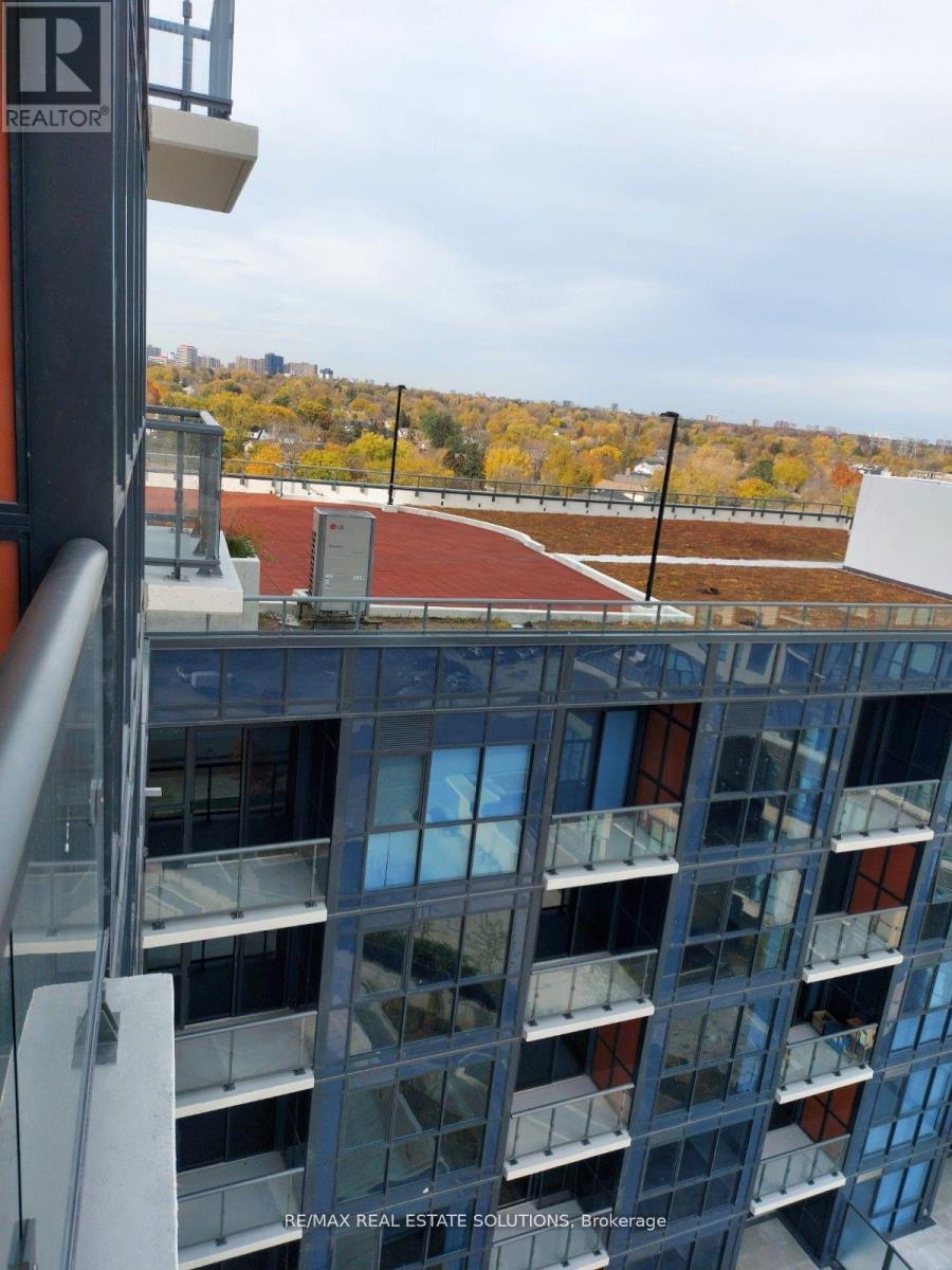 1009 - 50 Thomas Riley Road, Toronto, Ontario  M9B 0C5 - Photo 11 - W12863926