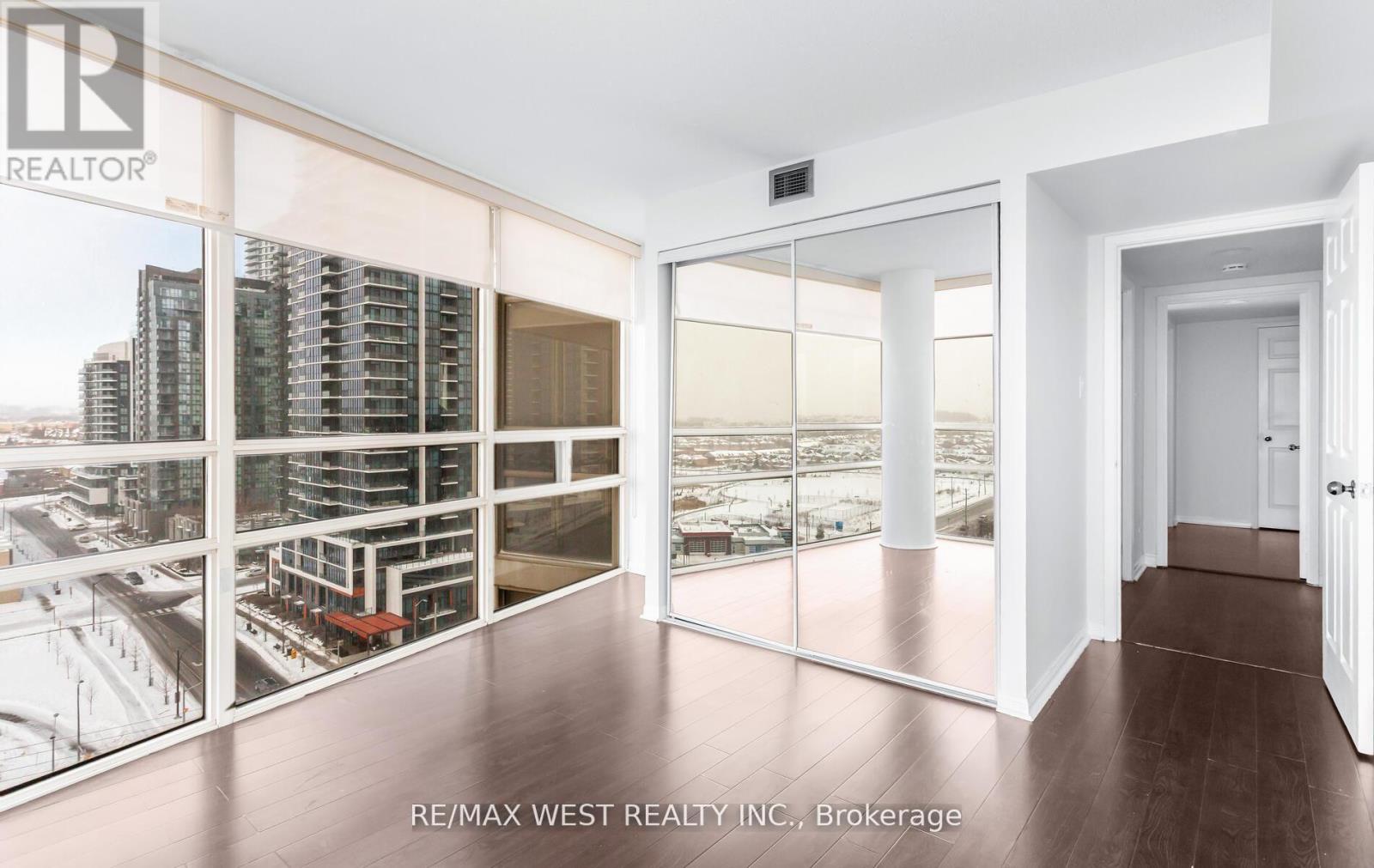 #1510 - 50 Eglinton Avenue W, Mississauga, Ontario  L5R 3P5 - Photo 24 - W12863944