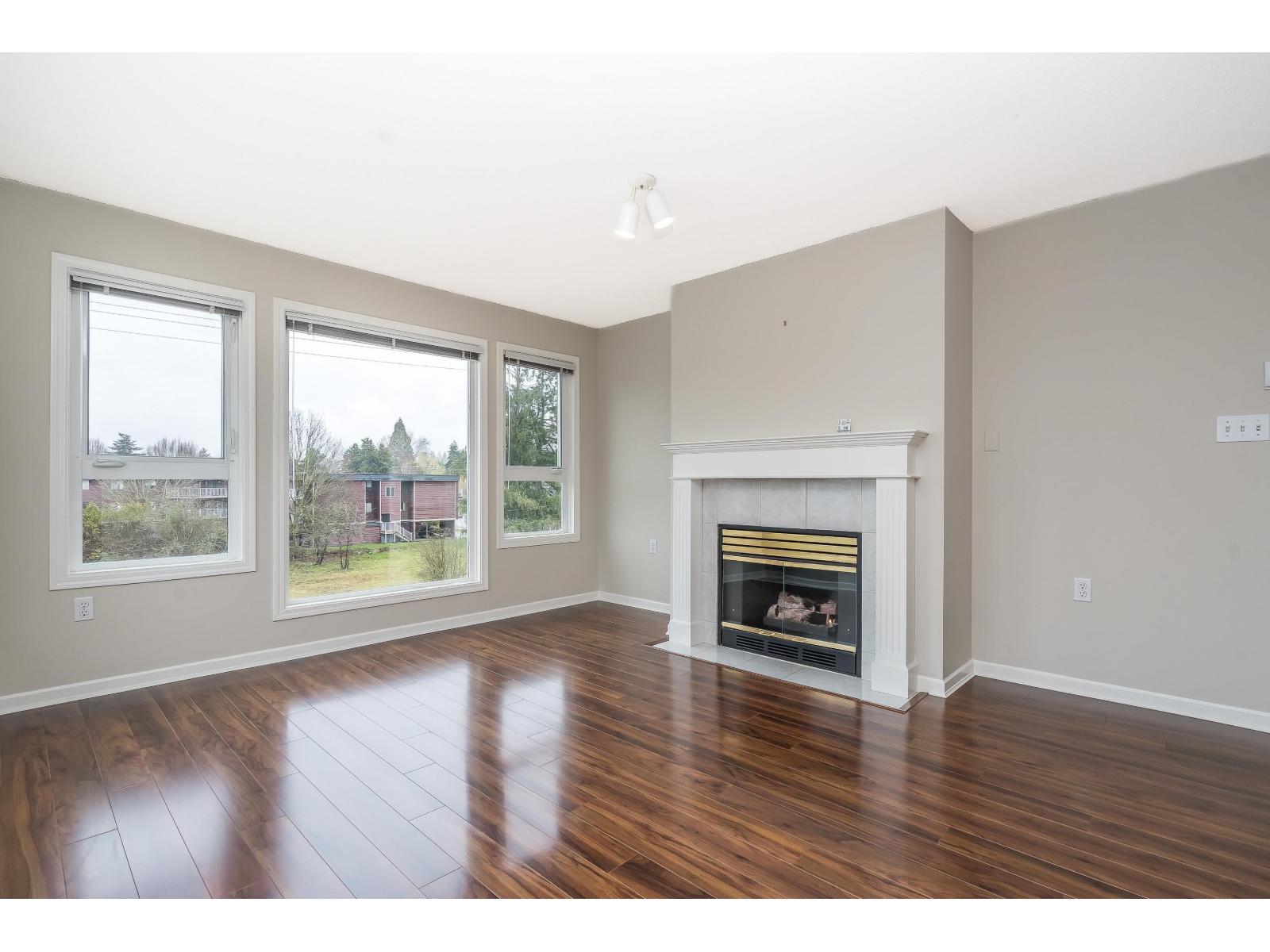 301 17740 58a Avenue, Surrey, British Columbia  V3S 8M5 - Photo 13 - R3097250