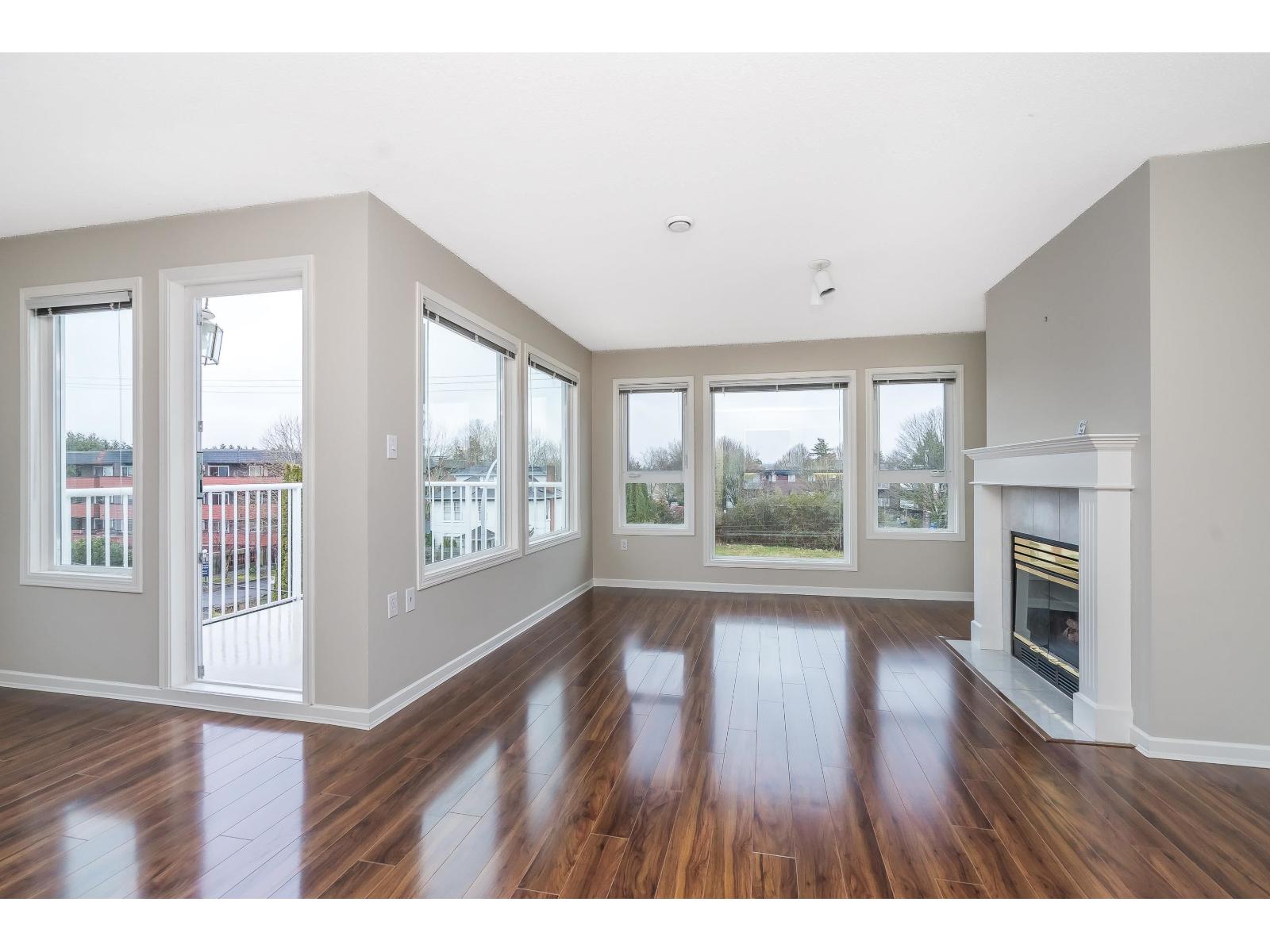 301 17740 58a Avenue, Surrey, British Columbia  V3S 8M5 - Photo 16 - R3097250