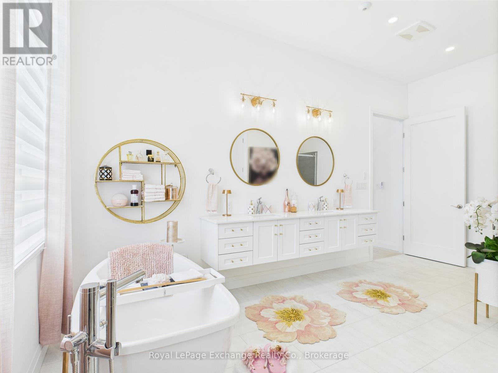 12 Sunset Place, Huron-Kinloss, Ontario  N2Z 0G6 - Photo 24 - X12746466